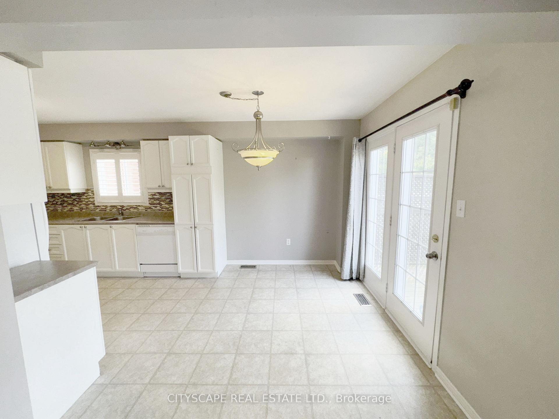 Photo 12 of 55 Langlaw Drive, Cambridge — HOMEH