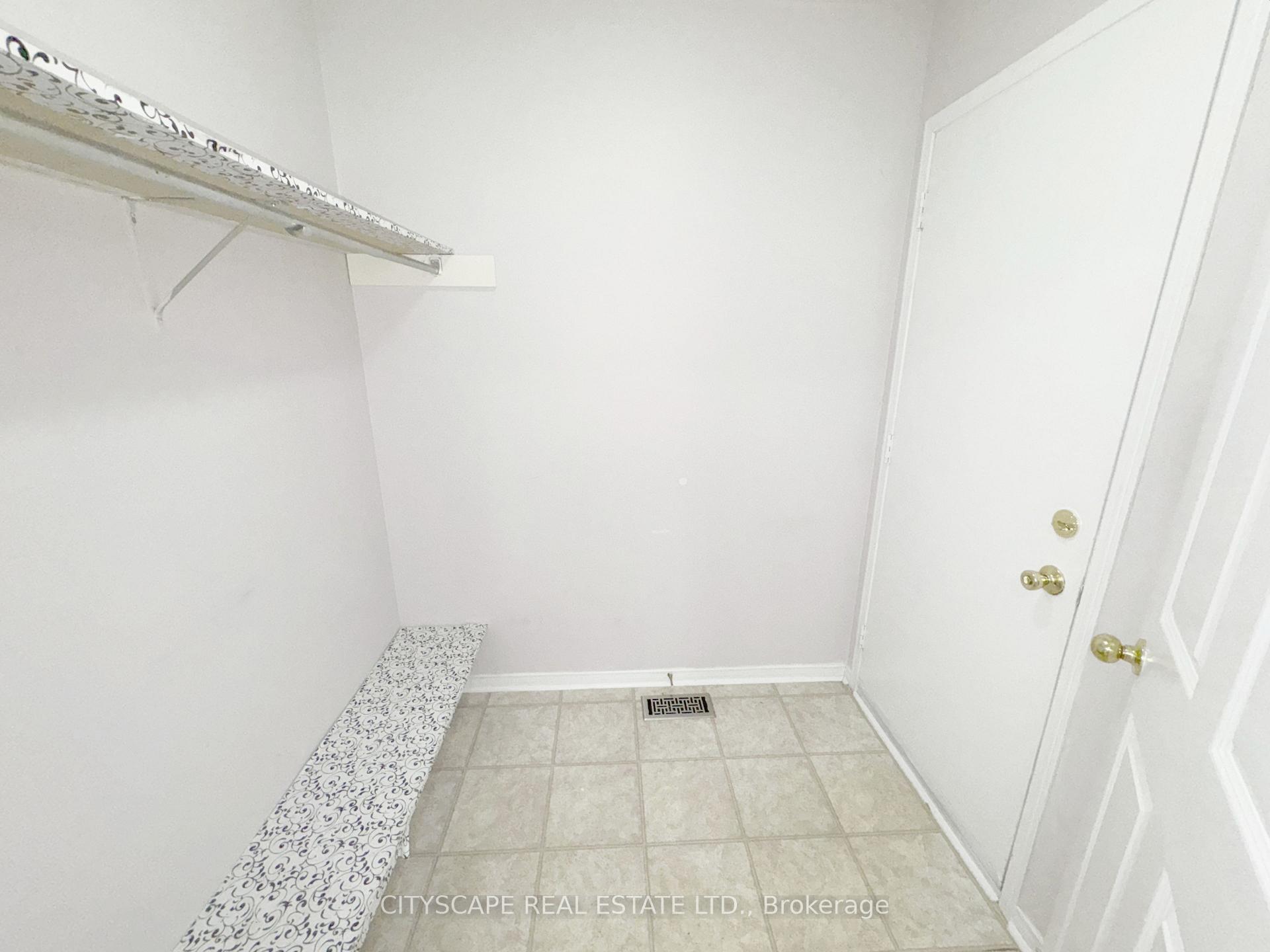 Photo 14 of 55 Langlaw Drive, Cambridge — HOMEH