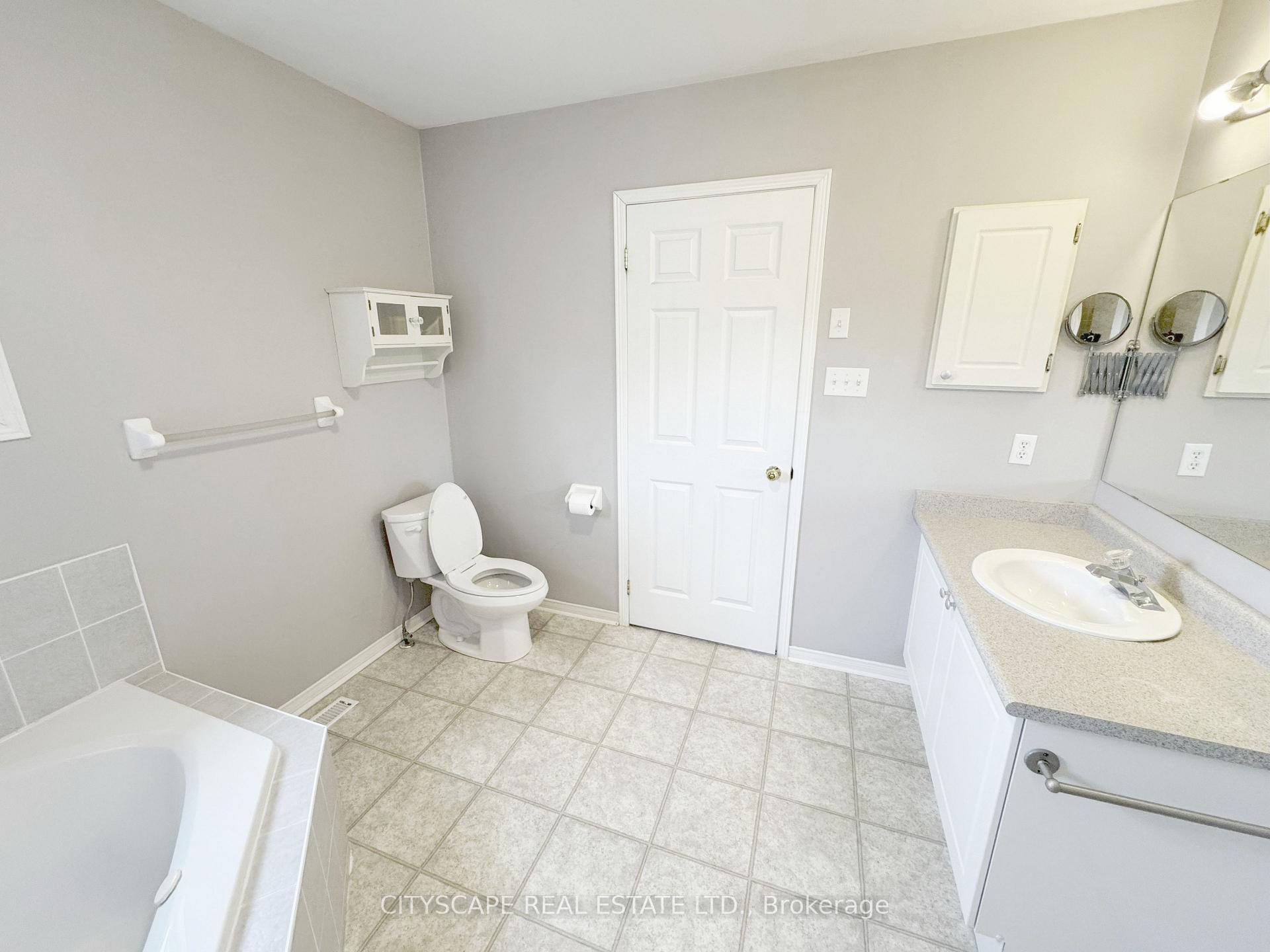 Photo 19 of 55 Langlaw Drive, Cambridge — HOMEH