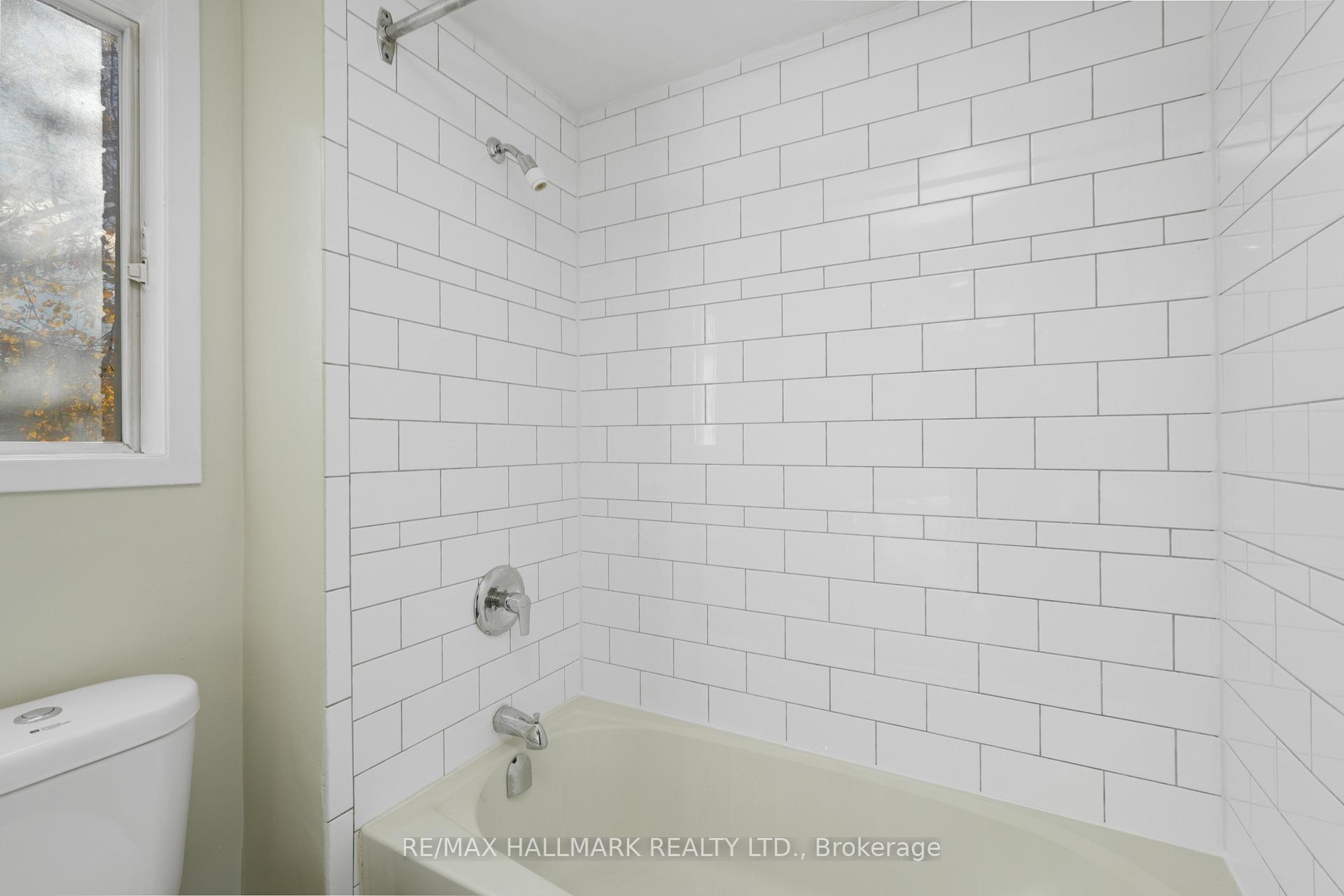 Photo 7 of Unit 101, 170 Grove Street E, Barrie, Wellington — HOMEH
