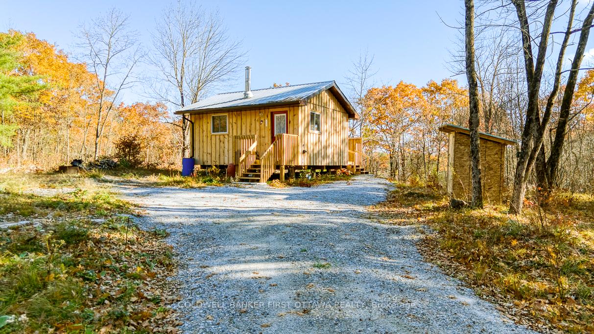 Photo 3 of 2062 Cross Road, Frontenac, Frontenac Centre — HOMEH