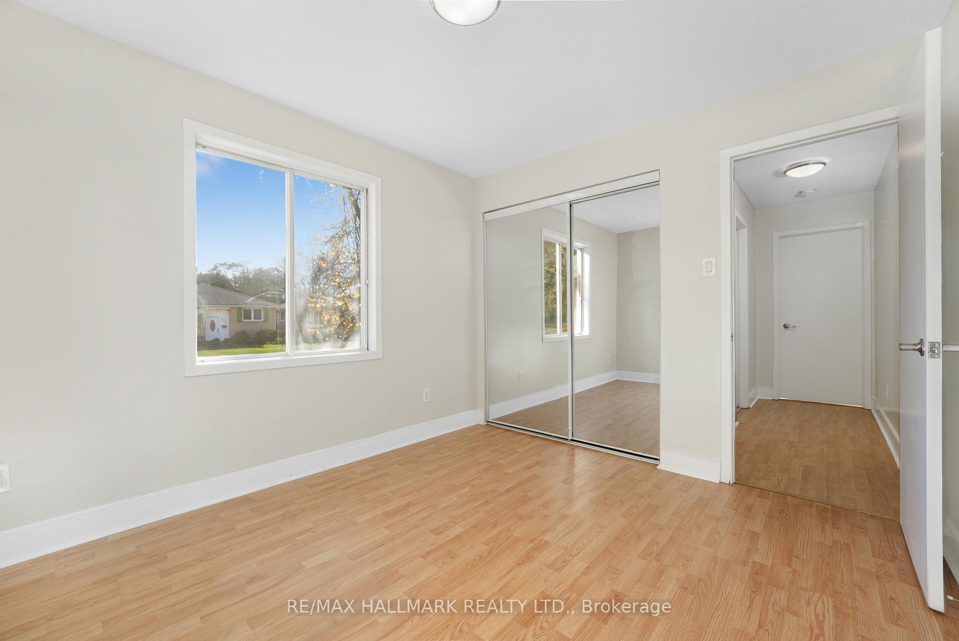 Photo 11 of Unit 14, 174-178 Grove Street E, Barrie, Wellington — HOMEH