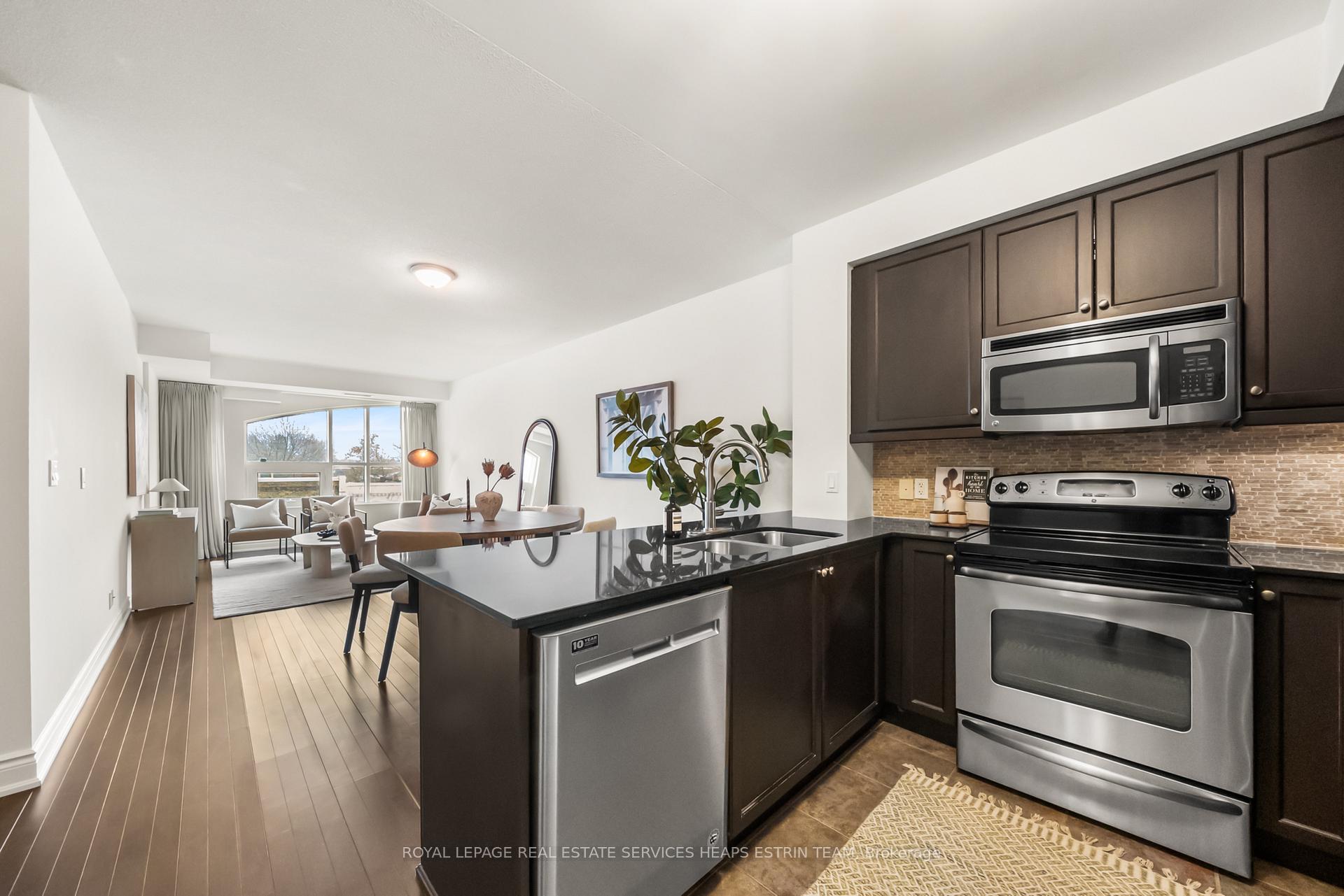 Photo 11 of Unit 308, 650 Mount Pleasant Road, Toronto, Mount Pleasant West — HOMEH