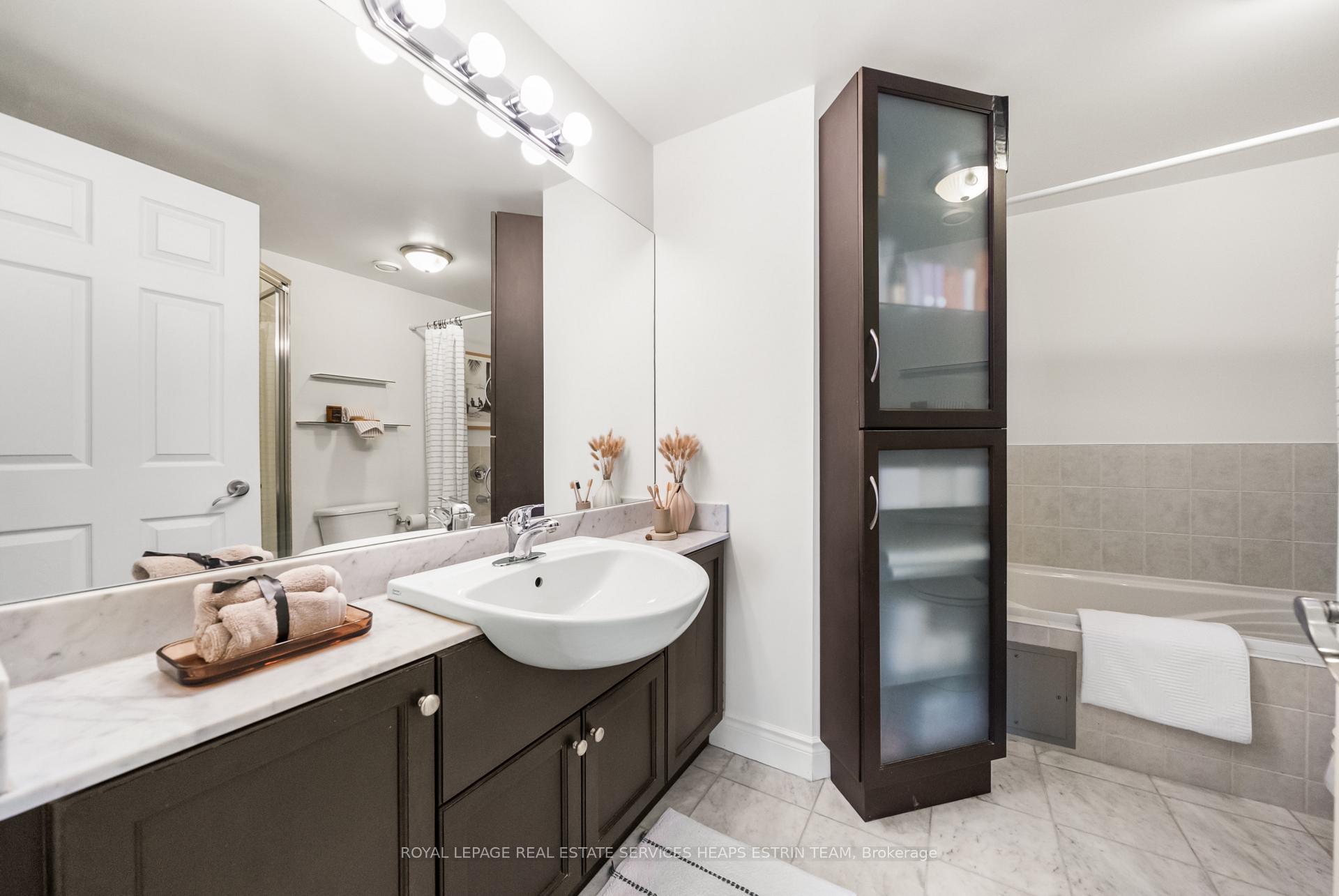 Photo 19 of Unit 308, 650 Mount Pleasant Road, Toronto, Mount Pleasant West — HOMEH