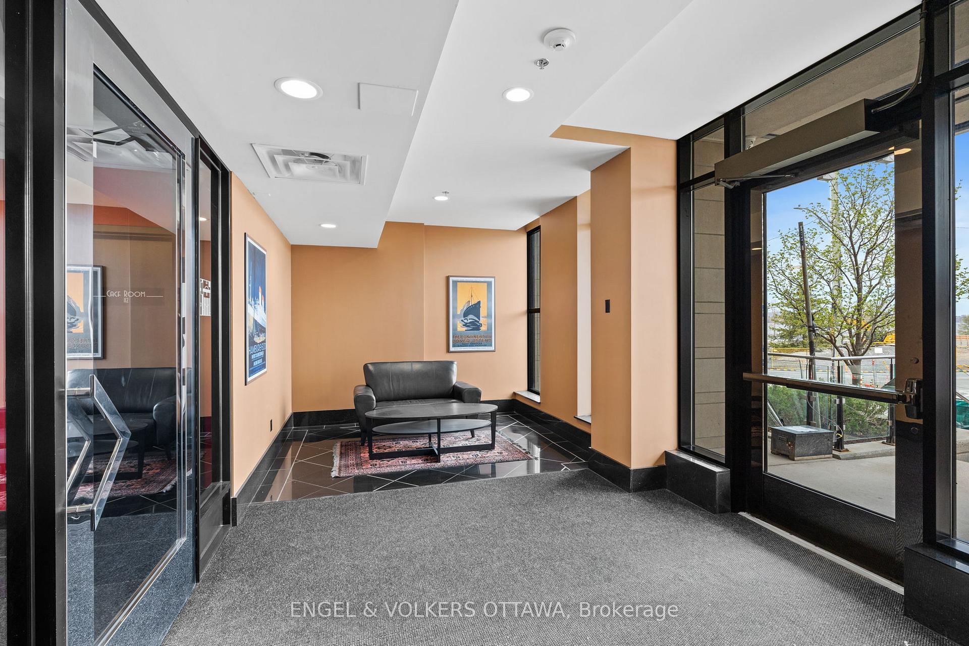 Photo 3 of Unit 102, 75 Cleary Avenue, Ottawa, Woodroffe — HOMEH