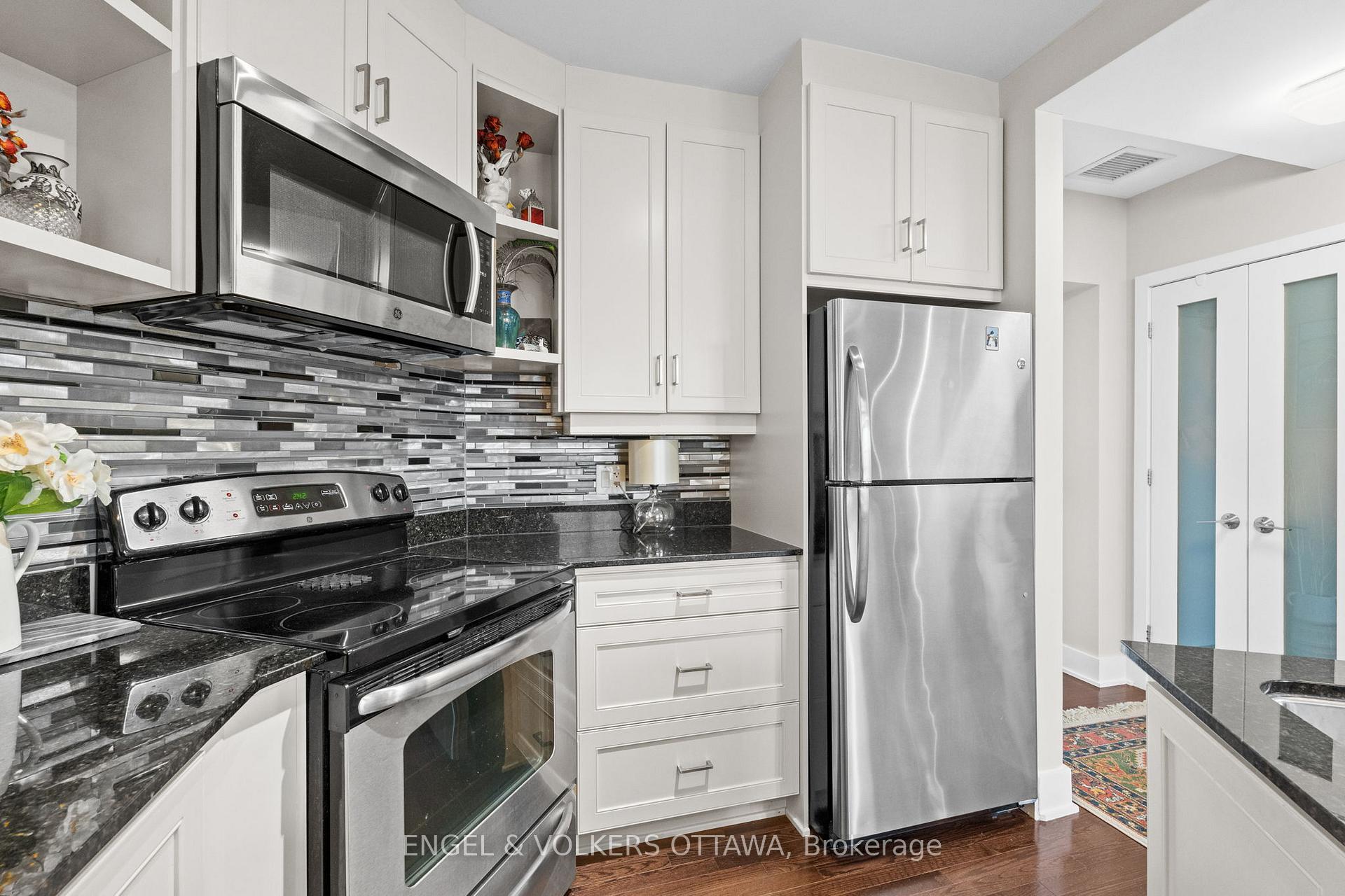 Photo 8 of Unit 102, 75 Cleary Avenue, Ottawa, Woodroffe — HOMEH