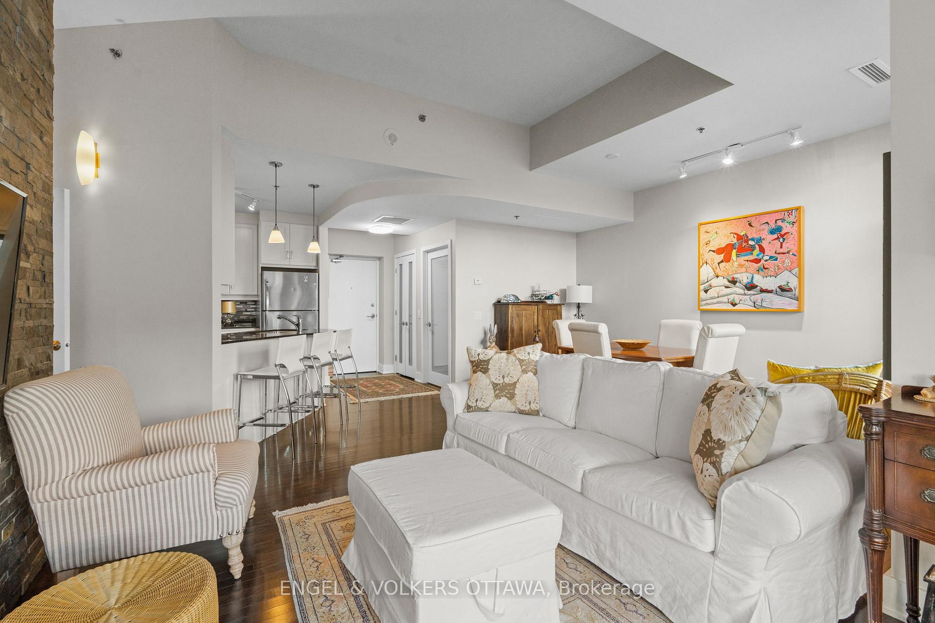 Photo 11 of Unit 102, 75 Cleary Avenue, Ottawa, Woodroffe — HOMEH