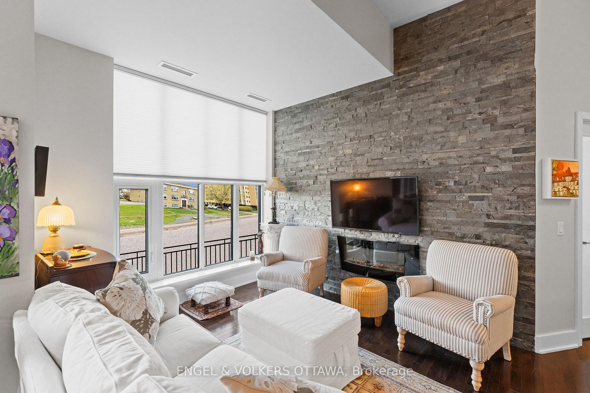 Photo 12 of Unit 102, 75 Cleary Avenue, Ottawa, Woodroffe — HOMEH