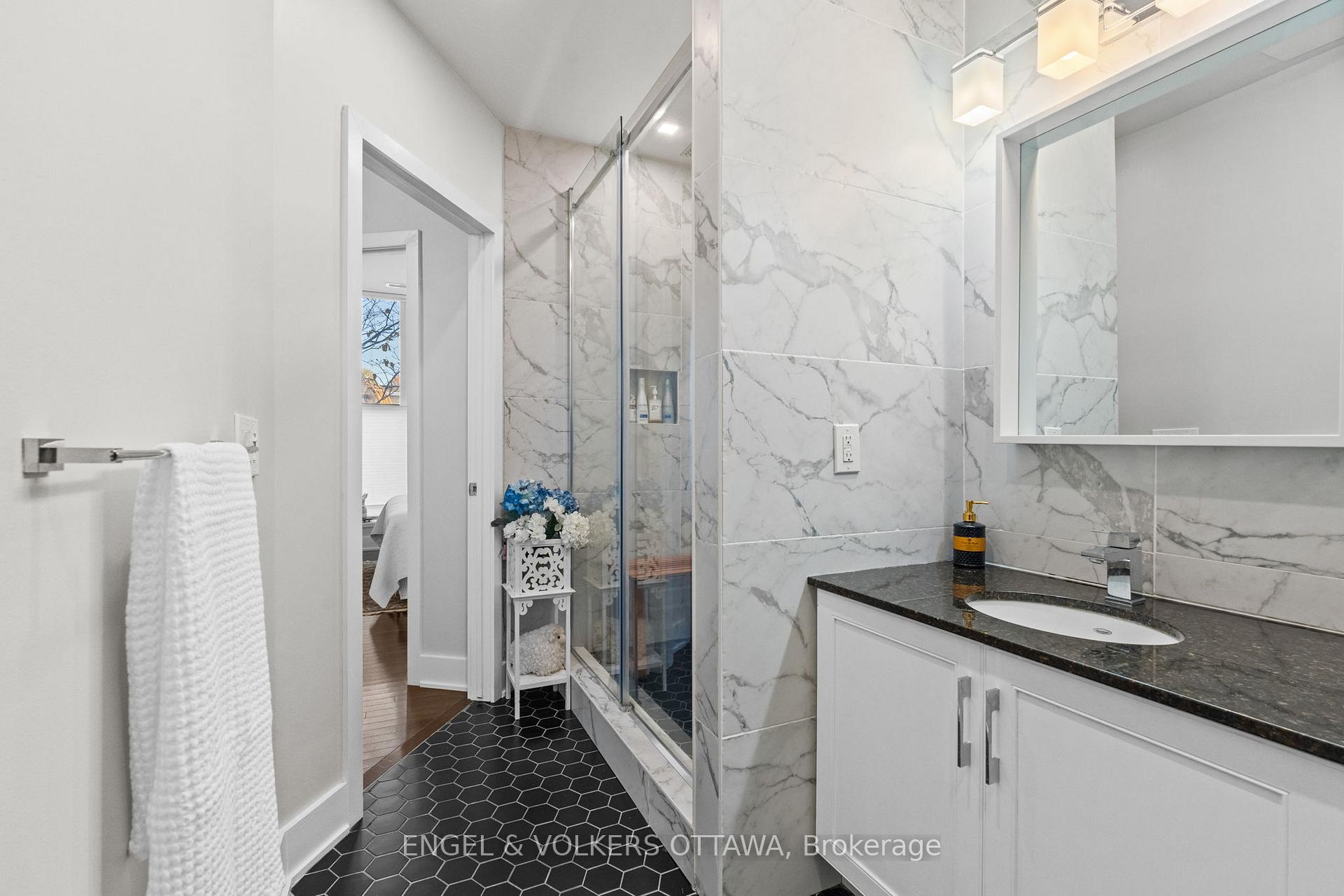 Photo 16 of Unit 102, 75 Cleary Avenue, Ottawa, Woodroffe — HOMEH