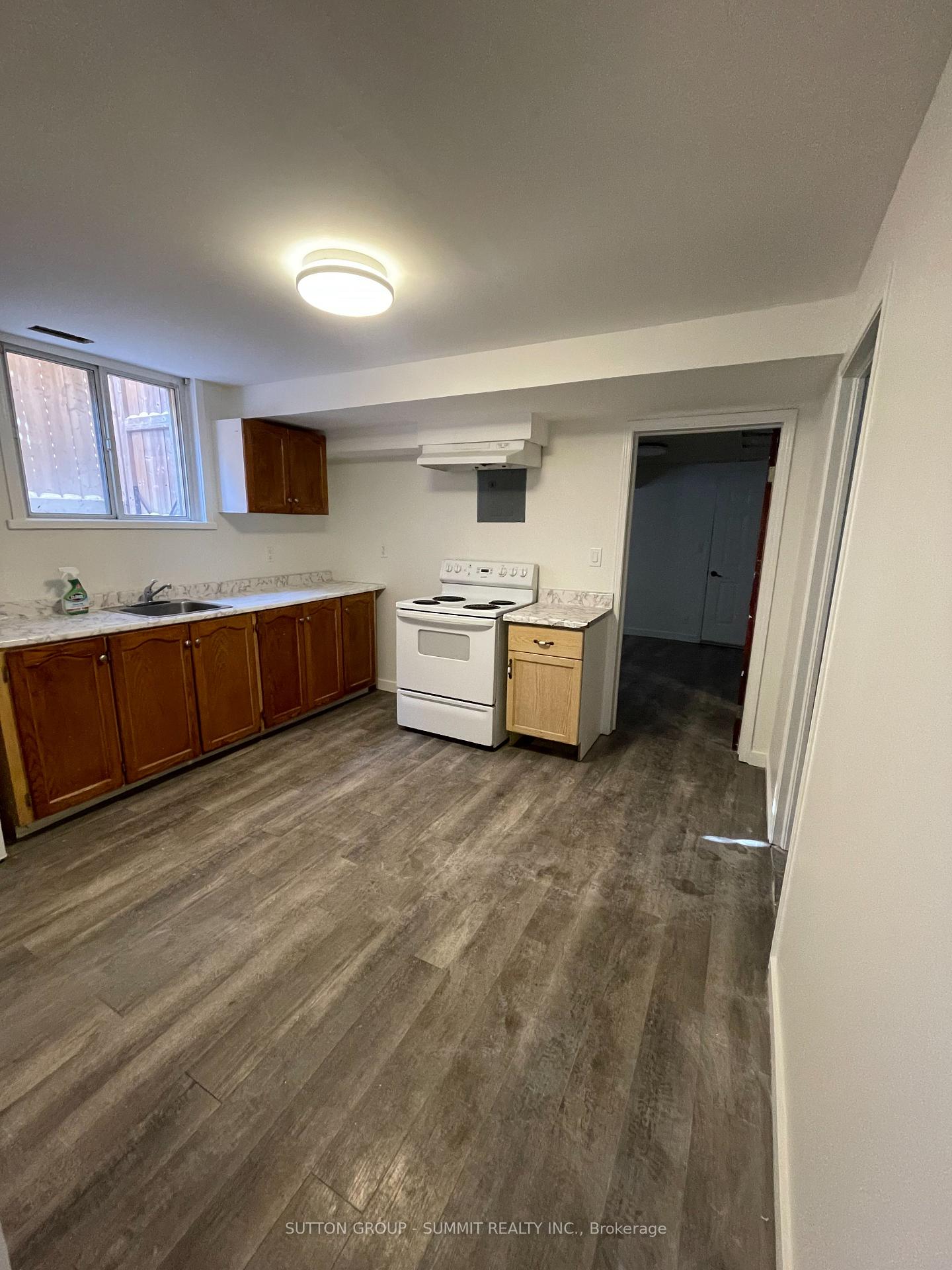 Photo 30 of 343 Upper Wentworth Street, Hamilton, Eastmount — HOMEH