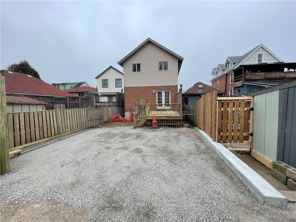 Photo 36 of 343 Upper Wentworth Street, Hamilton, Eastmount — HOMEH