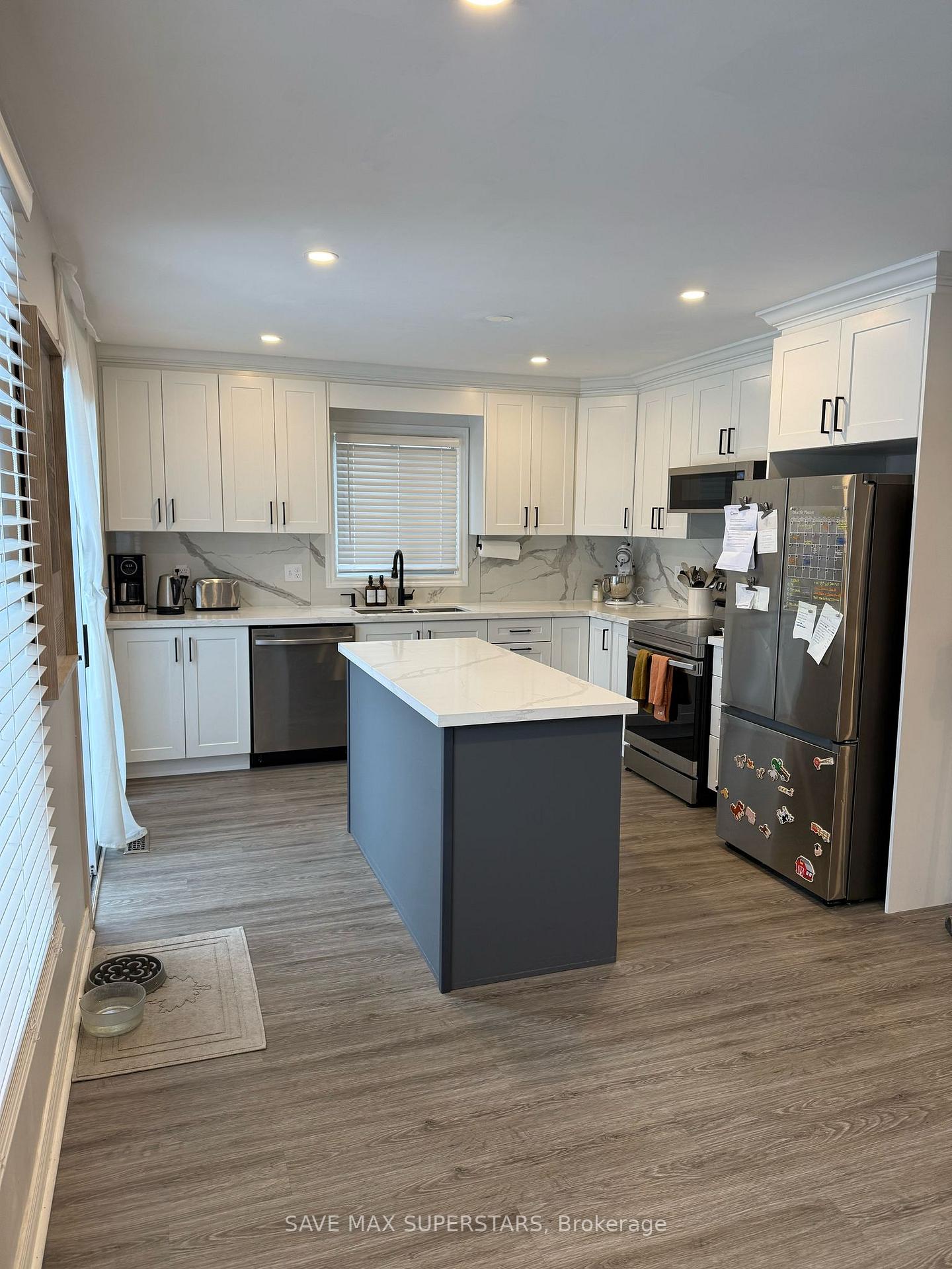 Photo 2 of 363 Leacock Drive, Barrie, Letitia Heights — HOMEH