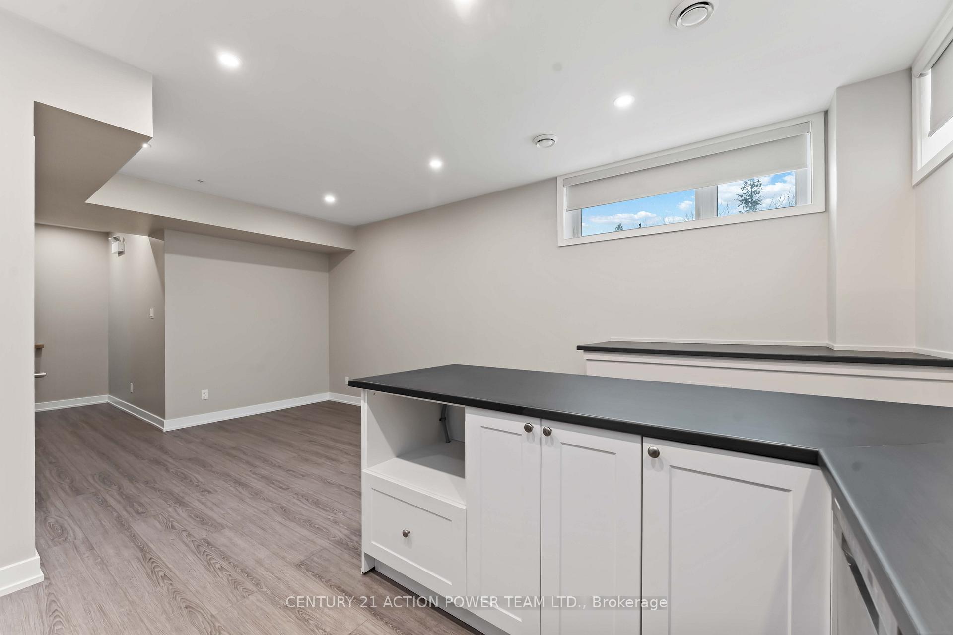 Photo 11 of Unit B, 280 Levis Avenue, Ottawa, Vanier — HOMEH
