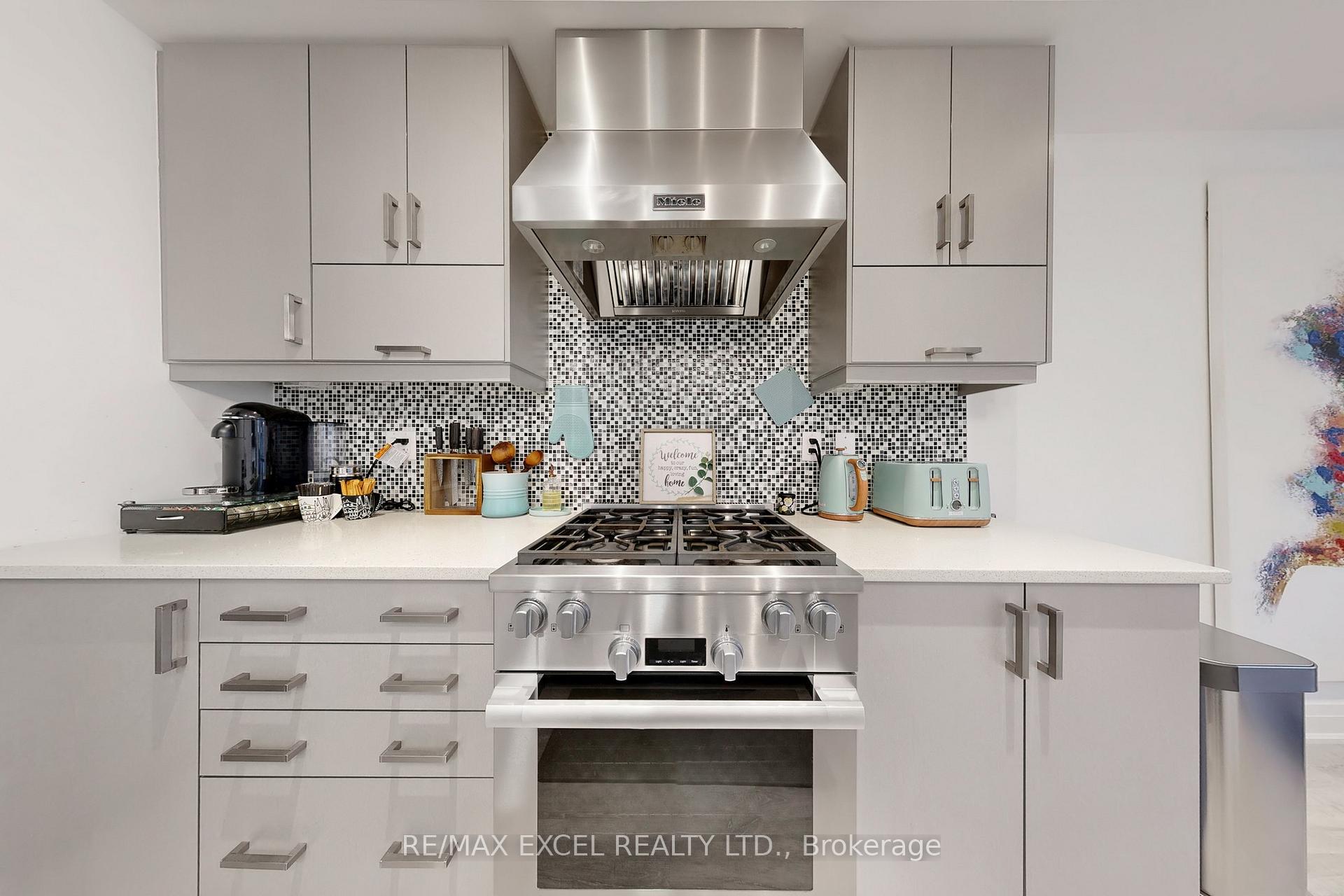 Photo 13 of 80 Harold Lawrie Lane, Markham, Aileen-Willowbrook — HOMEH