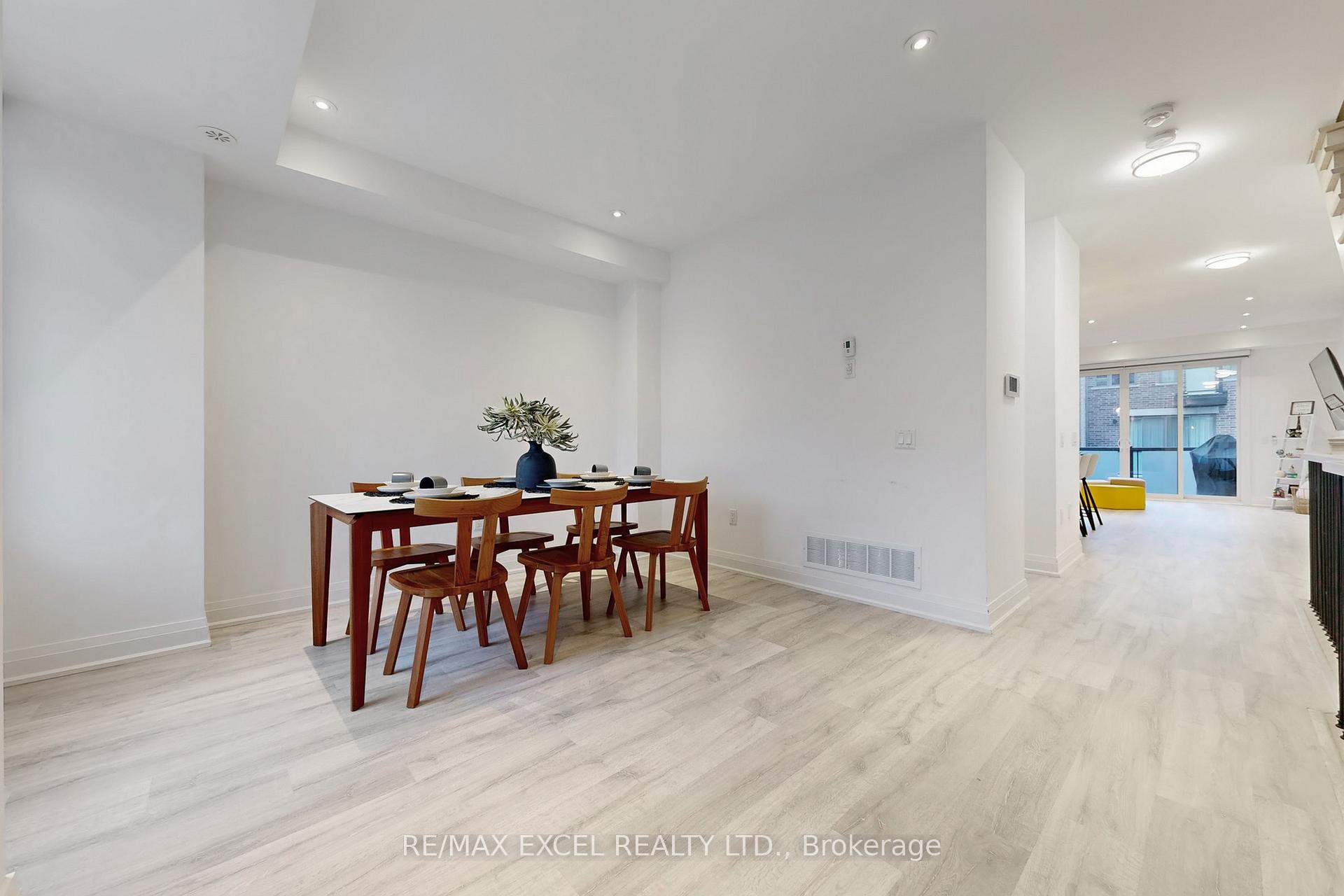 Photo 16 of 80 Harold Lawrie Lane, Markham, Aileen-Willowbrook — HOMEH
