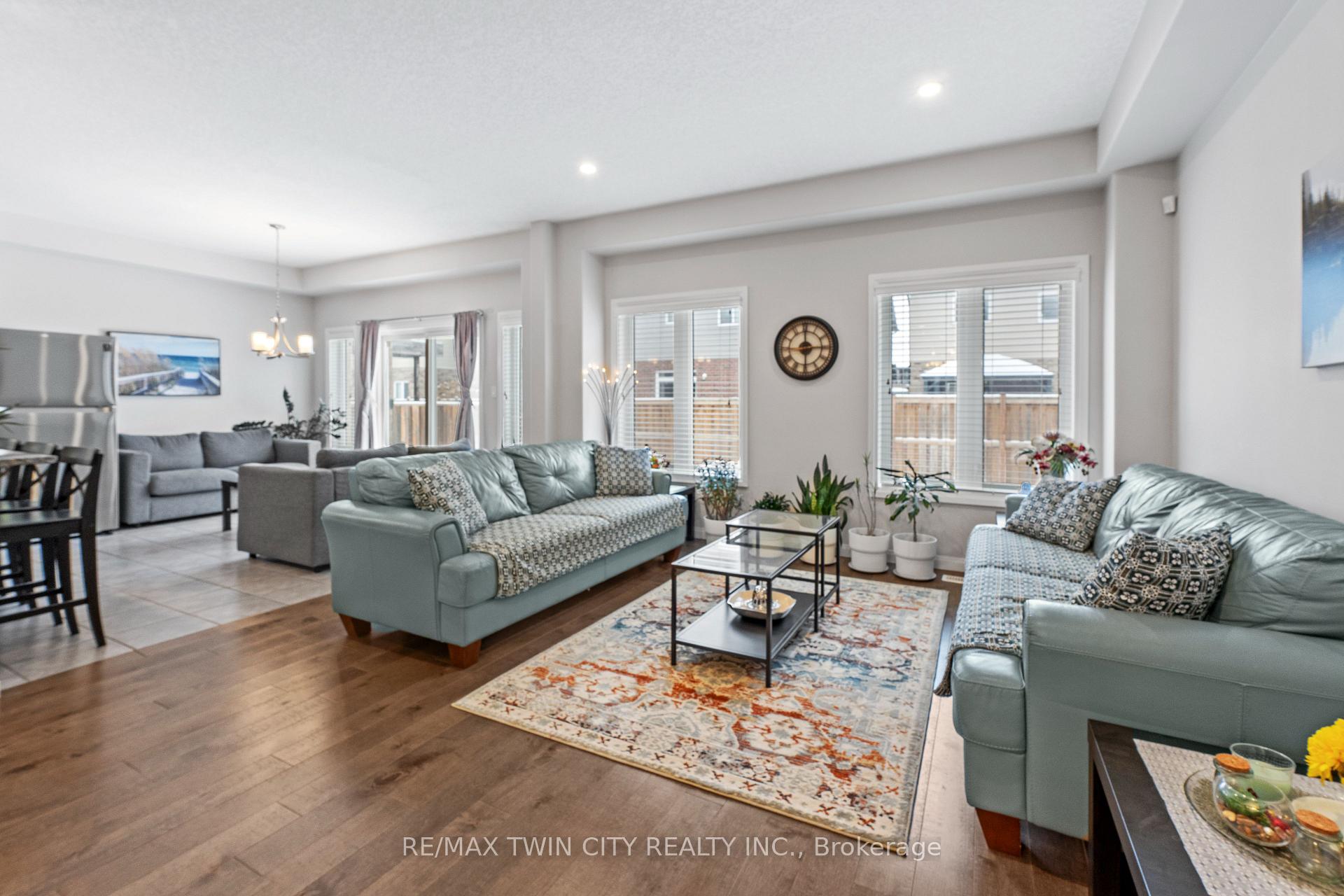 Photo 7 of 305 Sweet Gale Street, Waterloo — HOMEH
