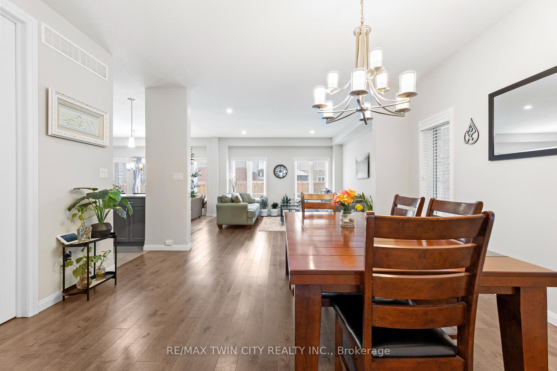 Photo 9 of 305 Sweet Gale Street, Waterloo — HOMEH