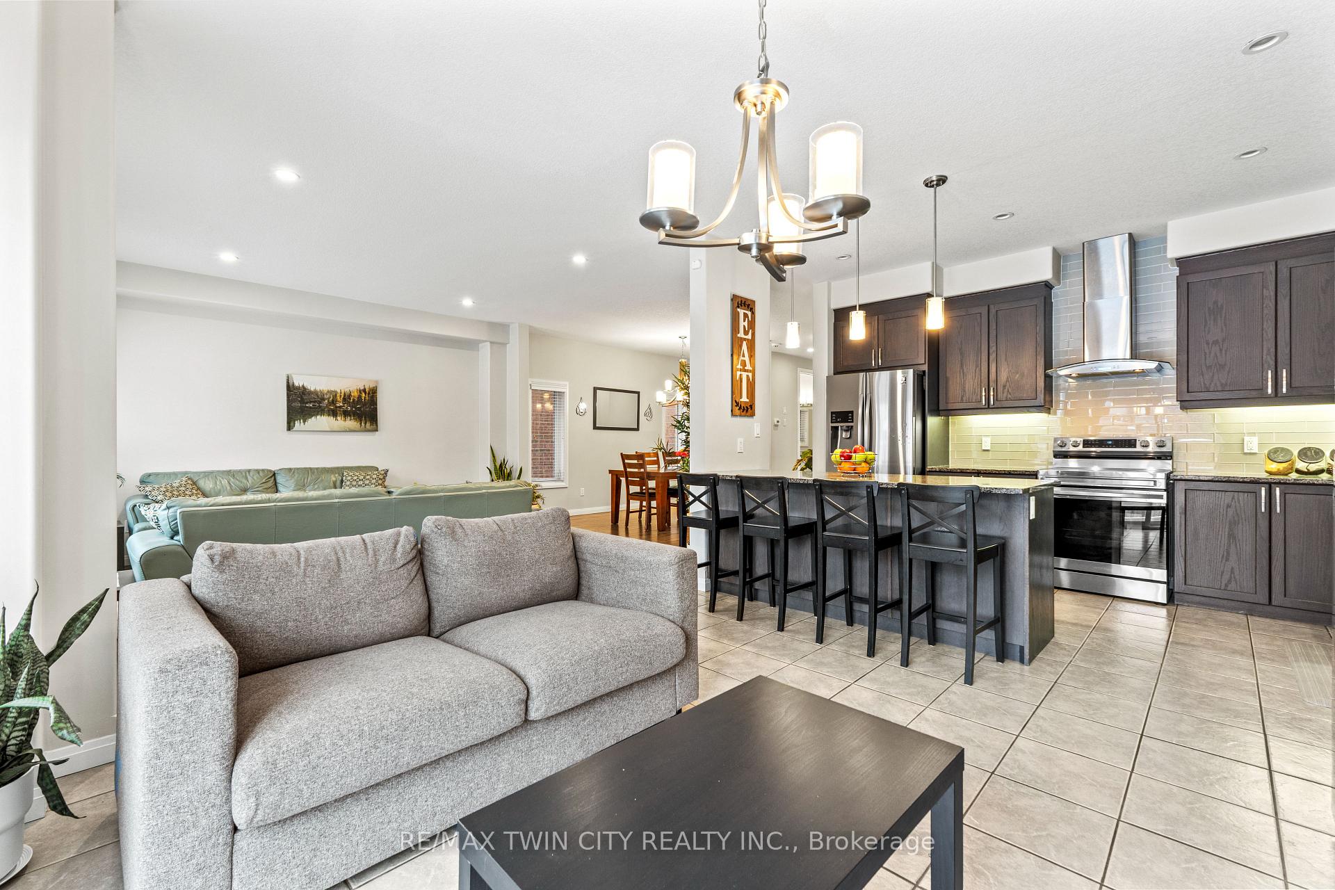 Photo 15 of 305 Sweet Gale Street, Waterloo — HOMEH