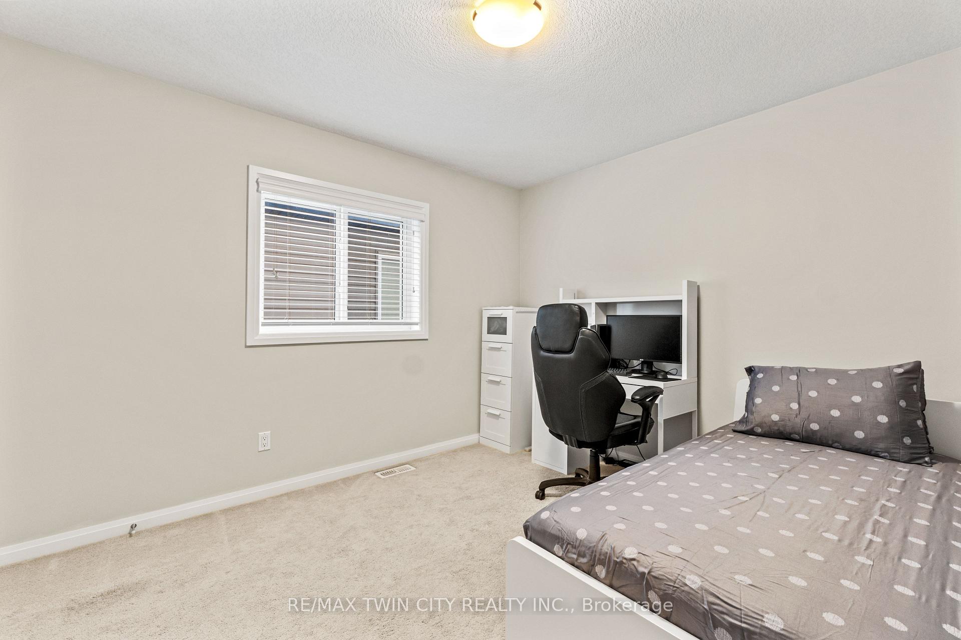 Photo 25 of 305 Sweet Gale Street, Waterloo — HOMEH