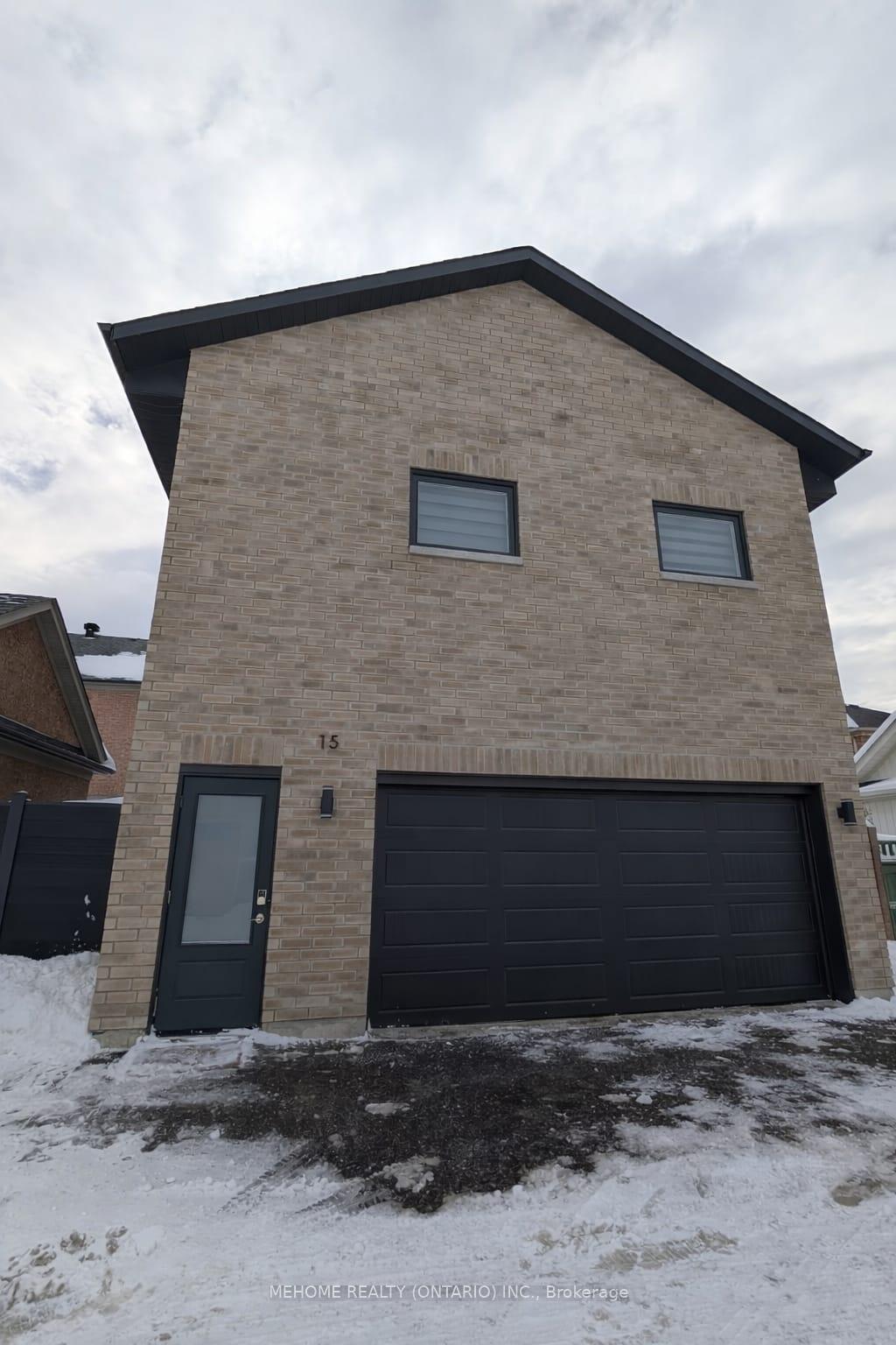 Photo 1 of Unit Coach, 15 Bellcroft Lane, Markham, Cornell — HOMEH