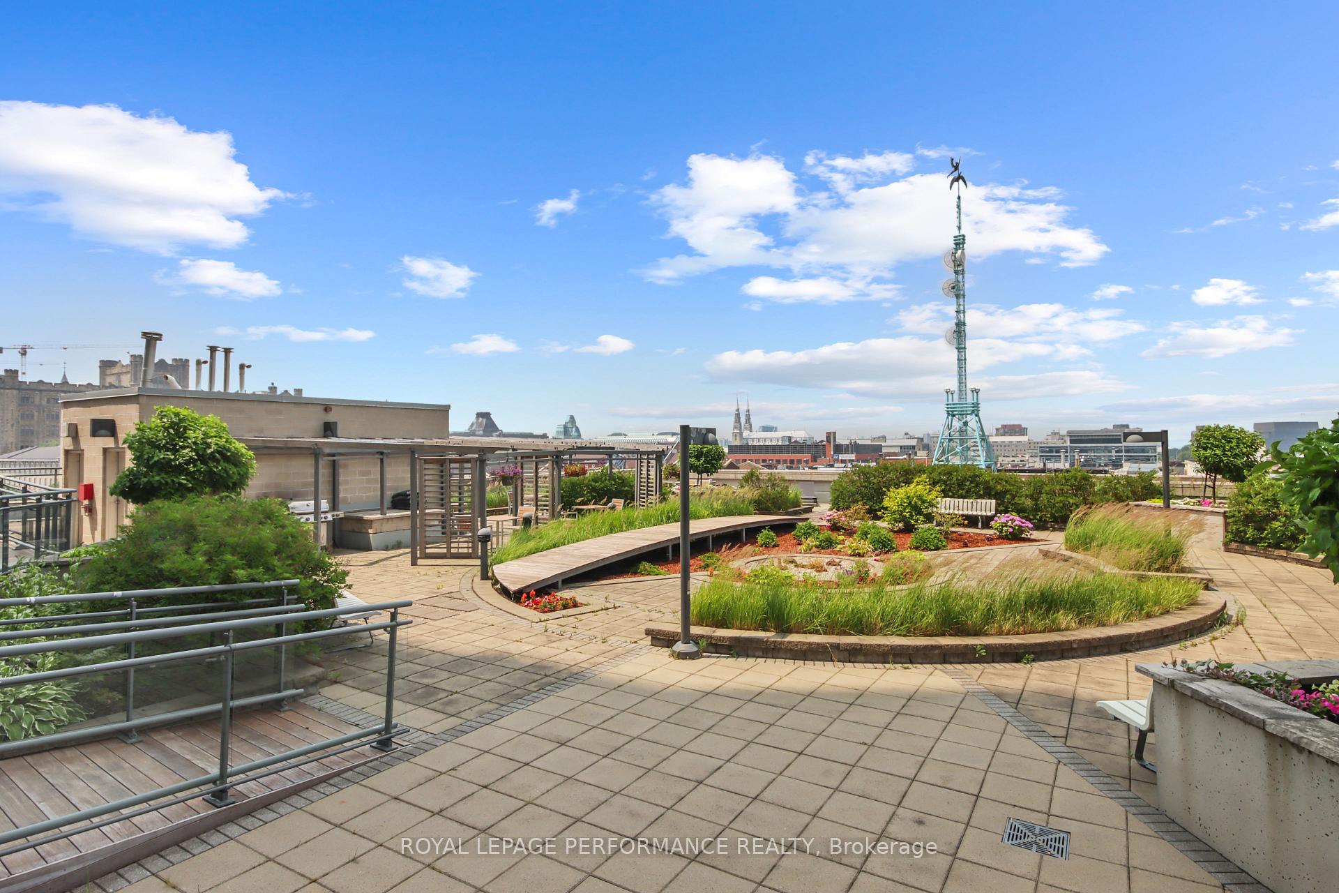 Photo 7 of Unit 402, 90 George Street, Ottawa, Lower Town/Byward Market — HOMEH