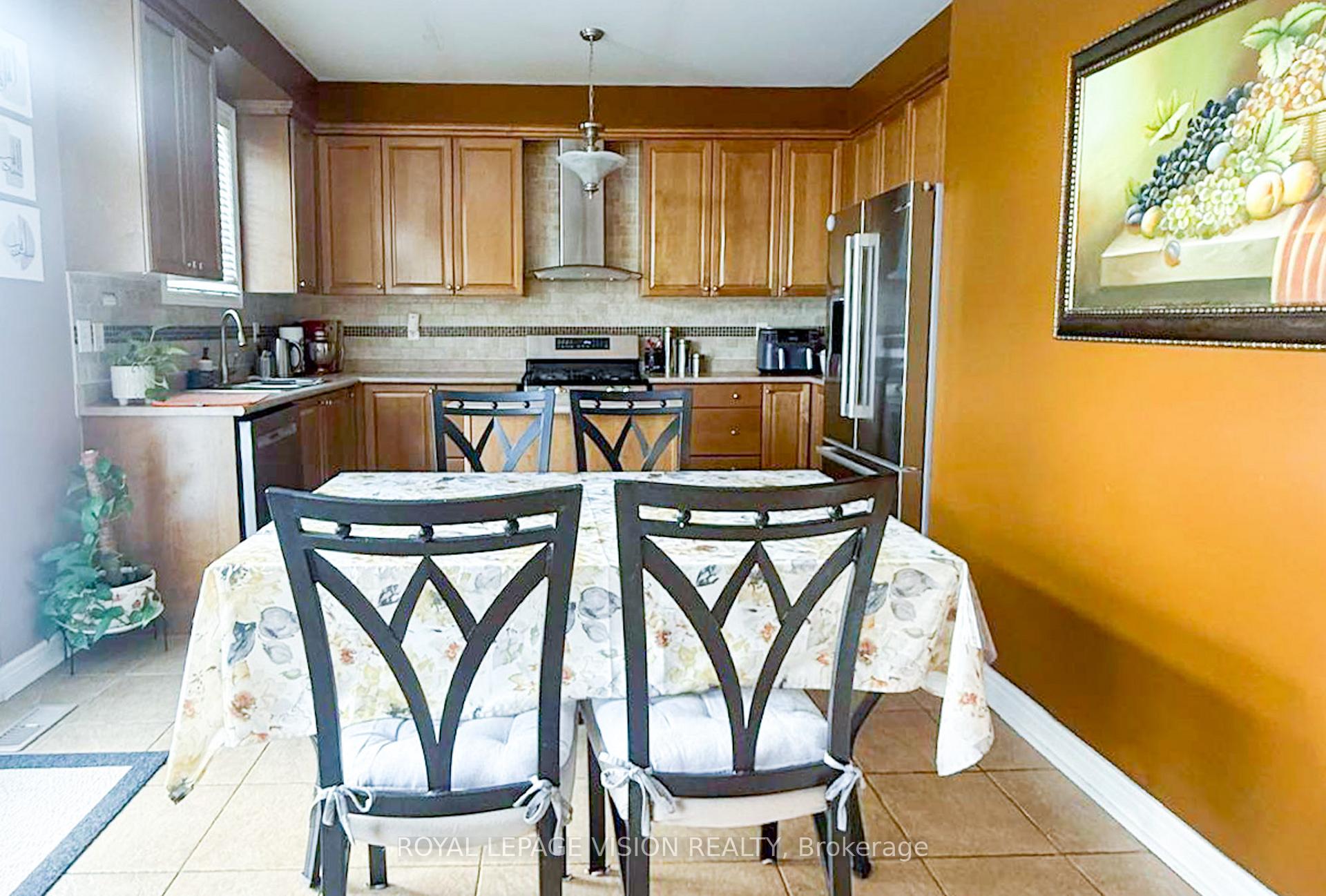 Photo 12 of 320 Mountainash Road, Brampton, Sandringham-Wellington — HOMEH