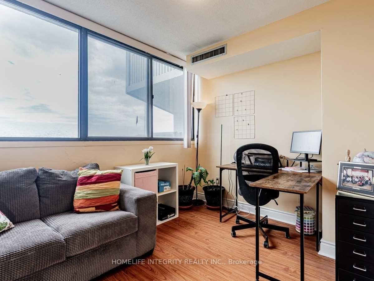Photo 27 of Unit 904, 150 Neptune Drive, Toronto, Englemount-Lawrence — HOMEH