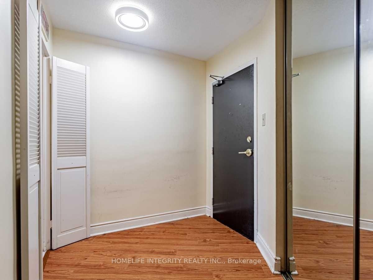Photo 34 of Unit 904, 150 Neptune Drive, Toronto, Englemount-Lawrence — HOMEH