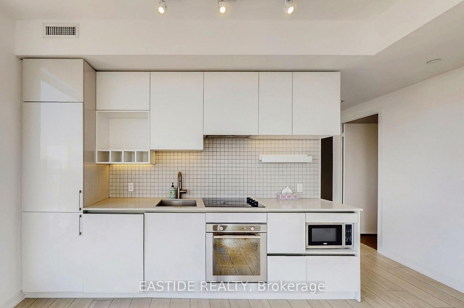 Photo 5 of Unit 5309, 5 Buttermill Avenue, Vaughan, Vaughan Corporate Centre — HOMEH