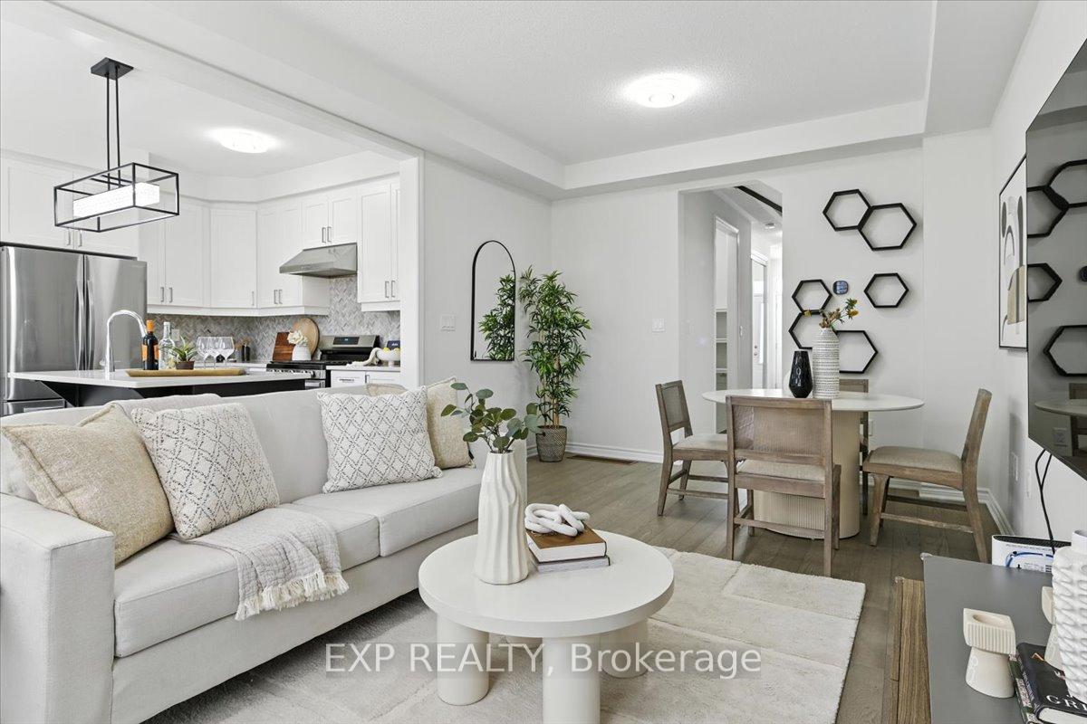 Photo 12 of 3303 Thunderbird Promenade, Pickering, Rural Pickering — HOMEH