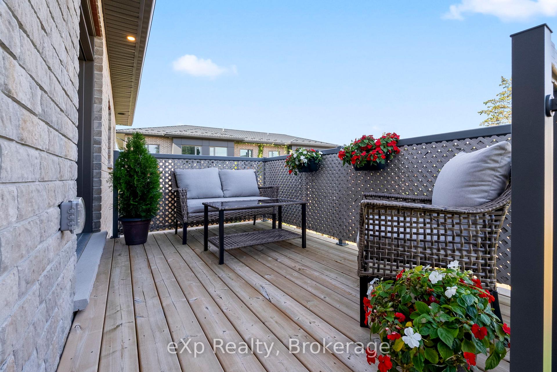 Photo 26 of 127 Doug'S Crescent, Wellington North, Mount Forest — HOMEH