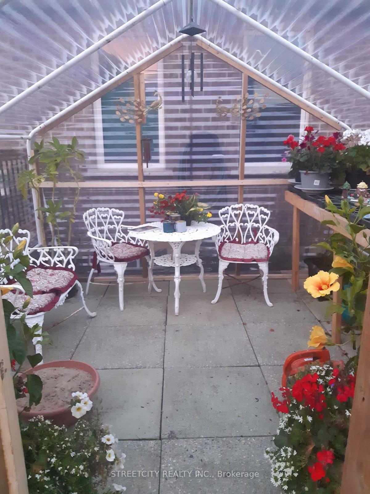 Photo 1 of 72 Ashberry Place, St. Thomas — HOMEH