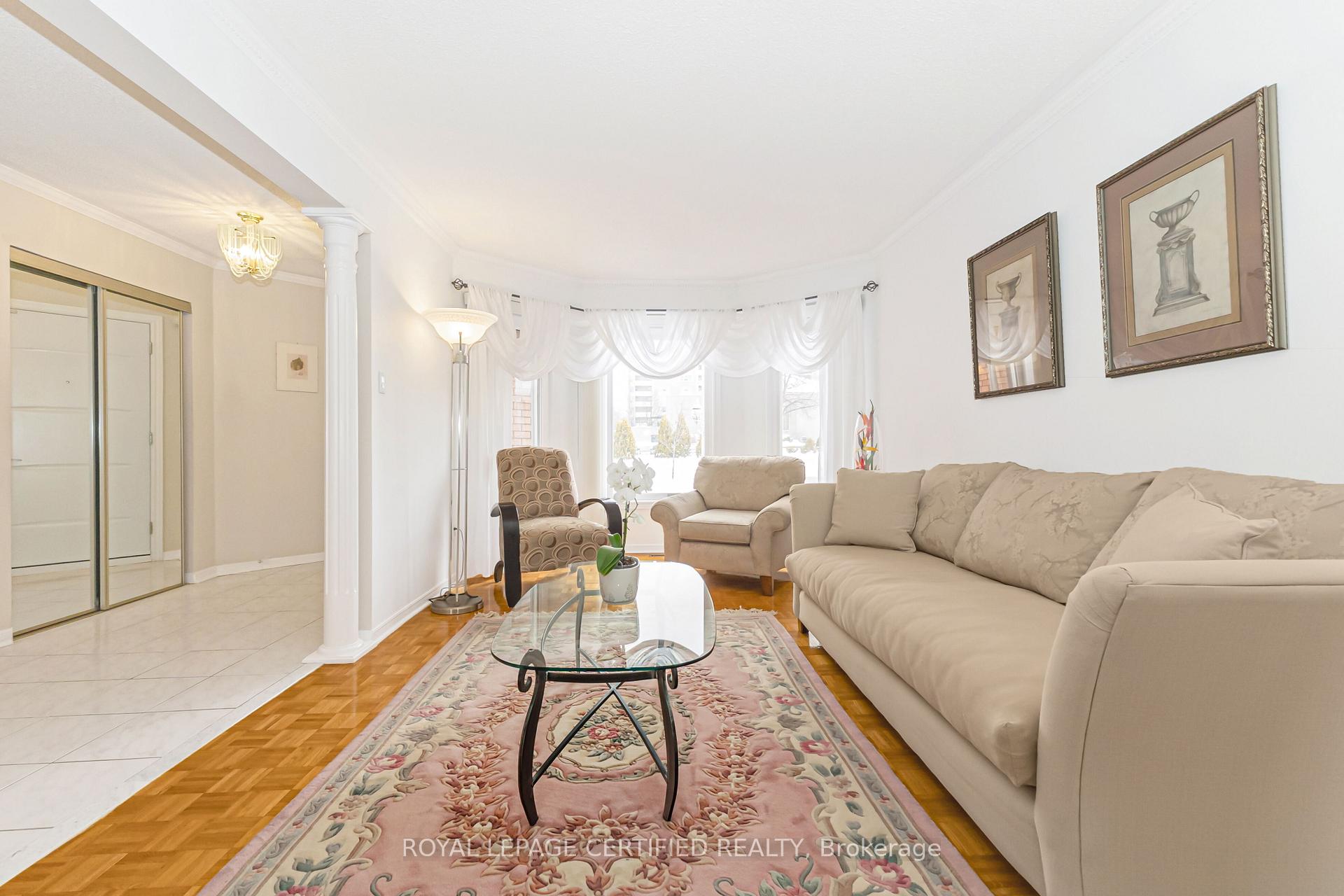 Photo 6 of 116 Malta Avenue, Brampton, Fletcher's Creek South — HOMEH