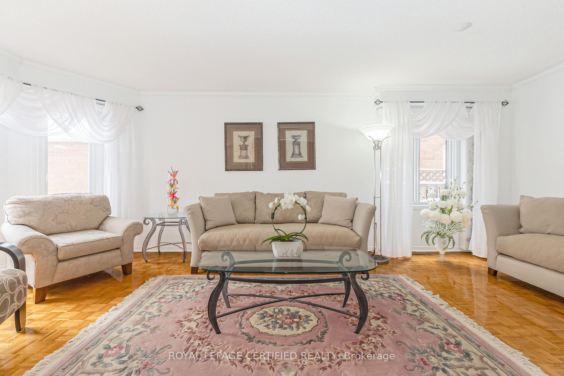 Photo 7 of 116 Malta Avenue, Brampton, Fletcher's Creek South — HOMEH