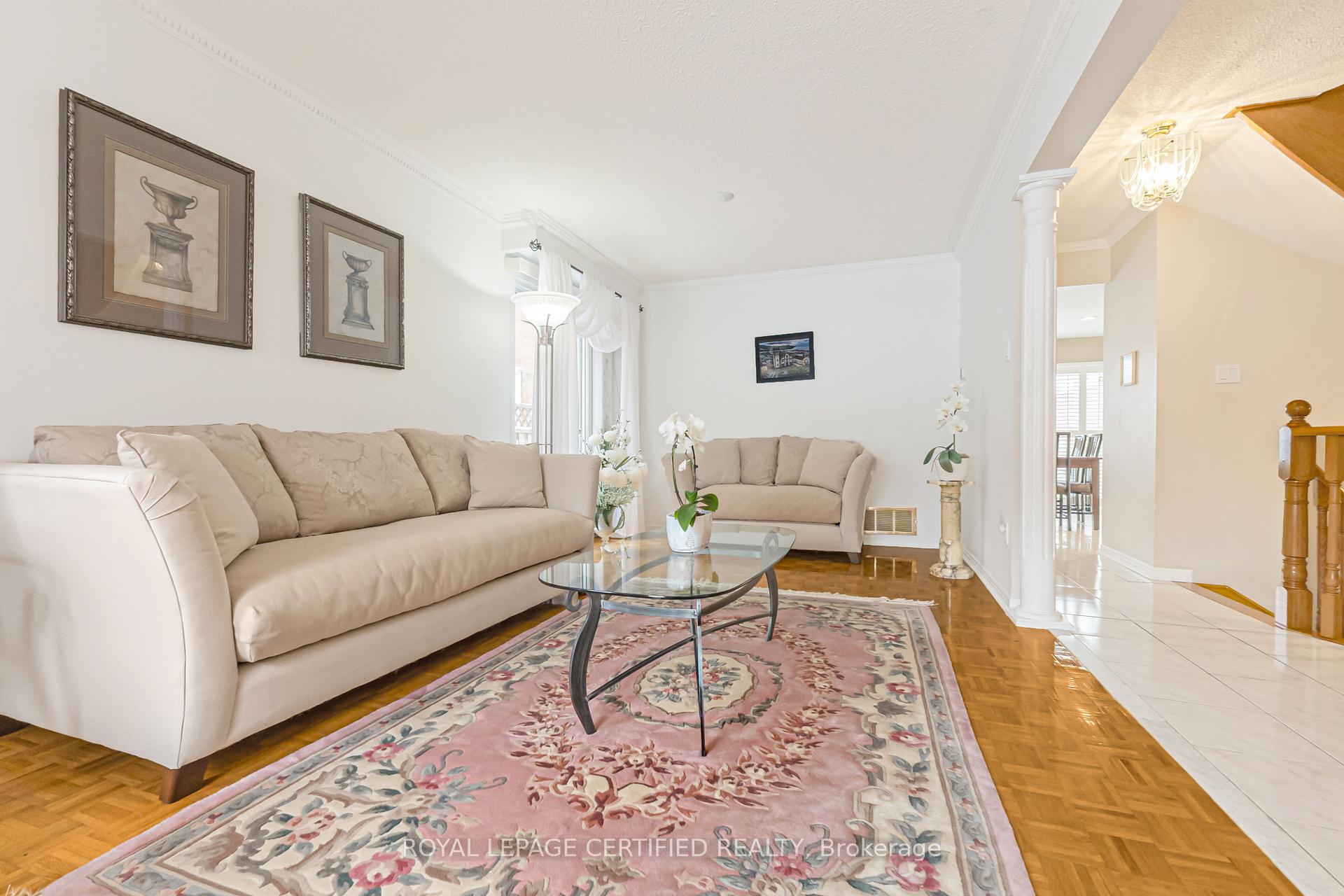 Photo 8 of 116 Malta Avenue, Brampton, Fletcher's Creek South — HOMEH