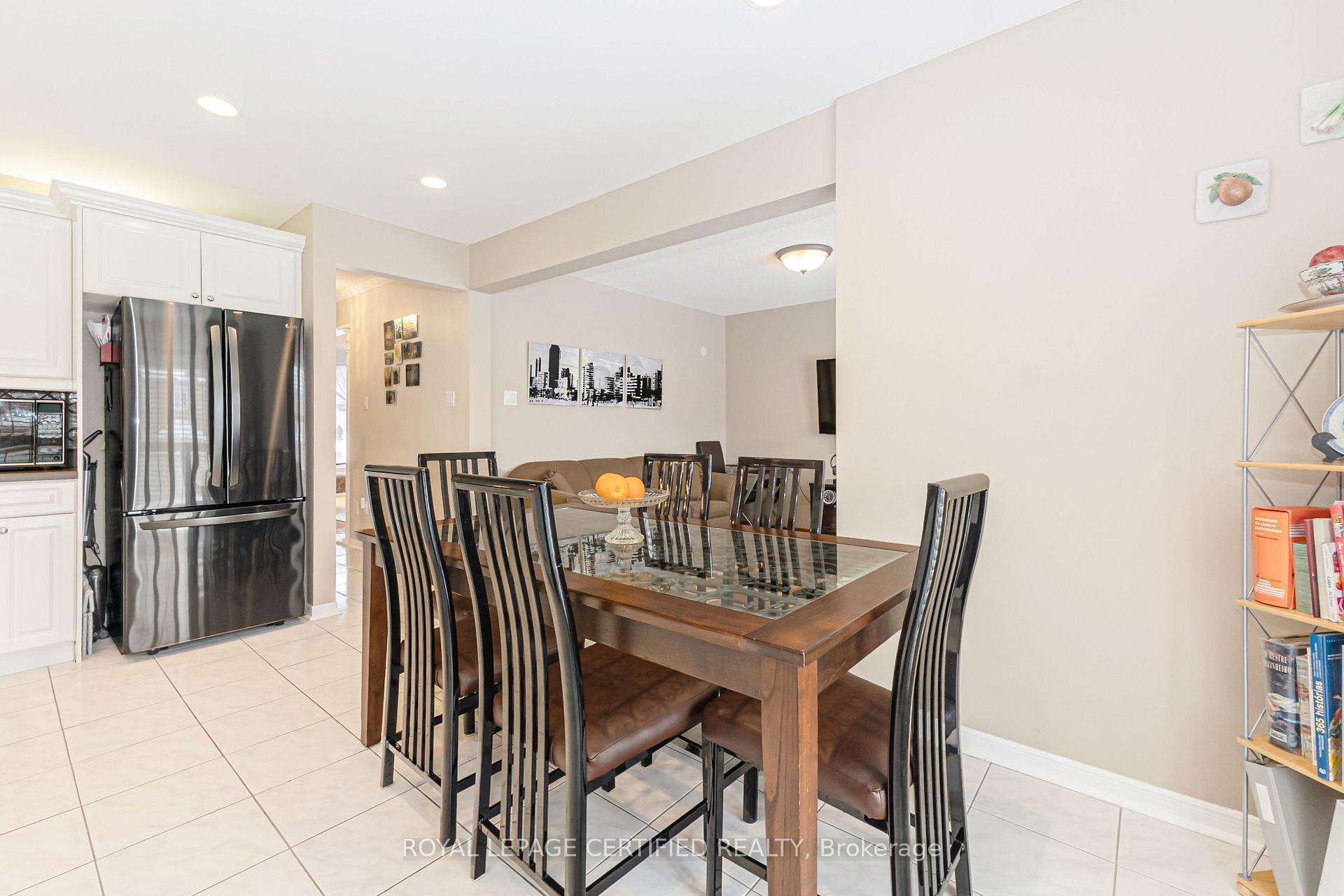 Photo 13 of 116 Malta Avenue, Brampton, Fletcher's Creek South — HOMEH