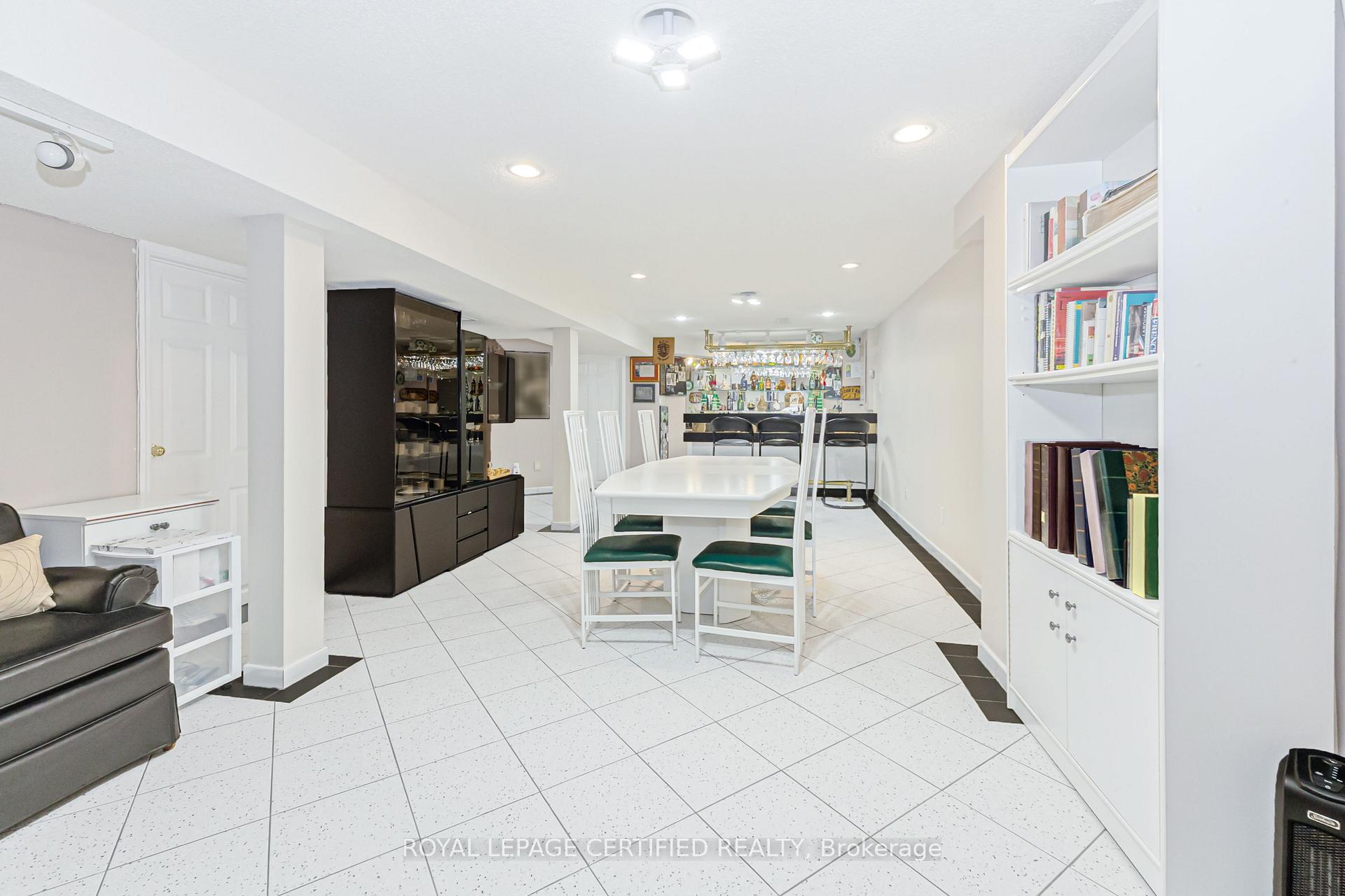 Photo 26 of 116 Malta Avenue, Brampton, Fletcher's Creek South — HOMEH