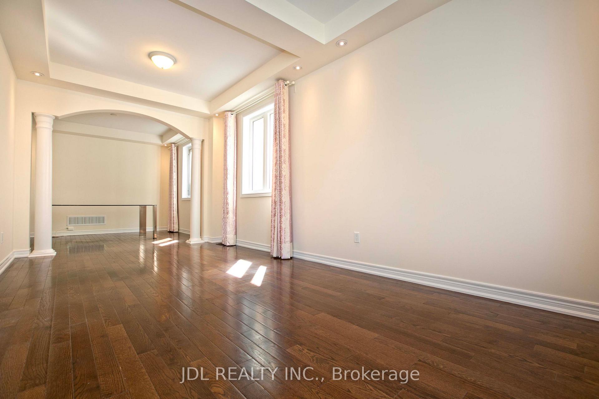 Photo 3 of 21 Wozniak Crescent, Markham, Wismer — HOMEH