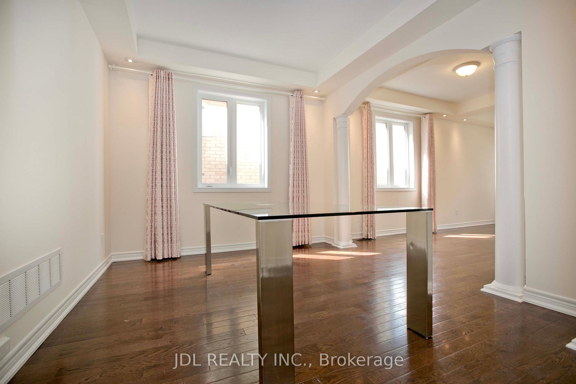 Photo 5 of 21 Wozniak Crescent, Markham, Wismer — HOMEH