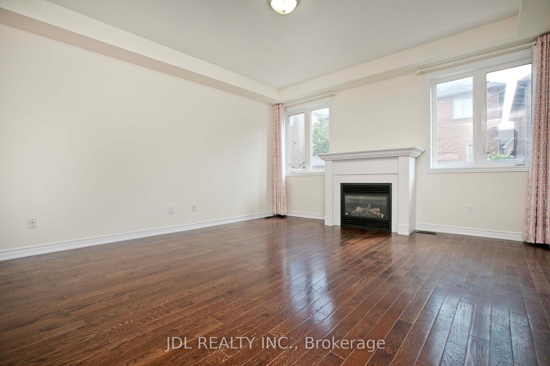 Photo 6 of 21 Wozniak Crescent, Markham, Wismer — HOMEH