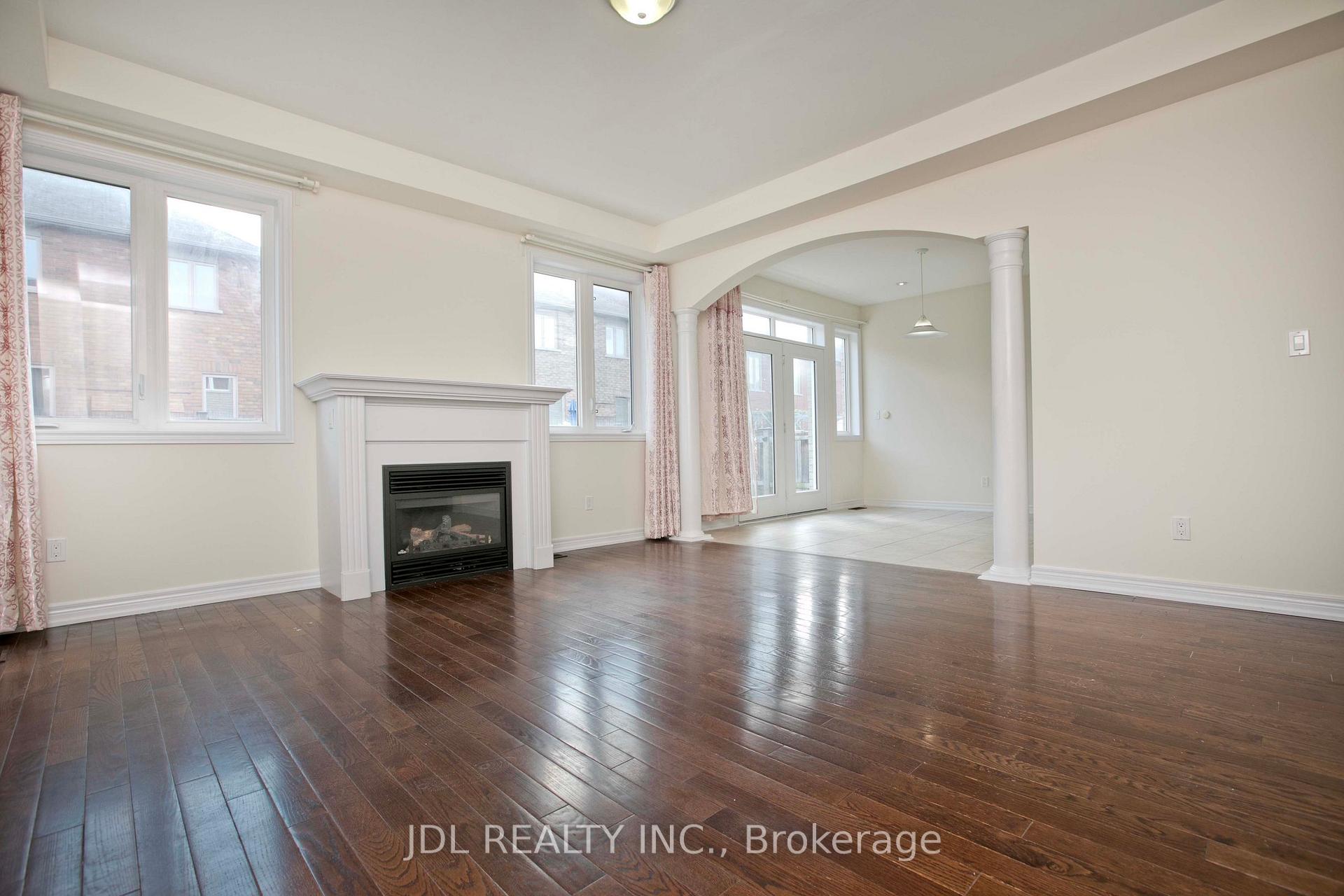 Photo 7 of 21 Wozniak Crescent, Markham, Wismer — HOMEH