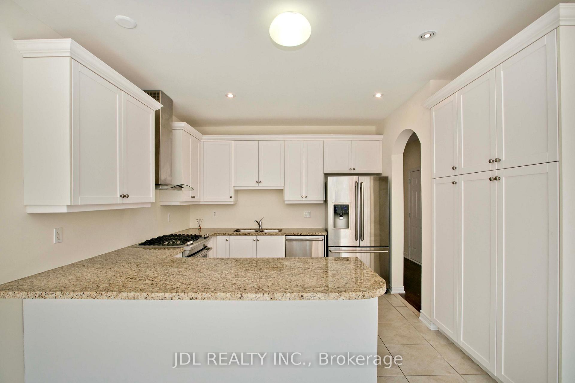 Photo 13 of 21 Wozniak Crescent, Markham, Wismer — HOMEH