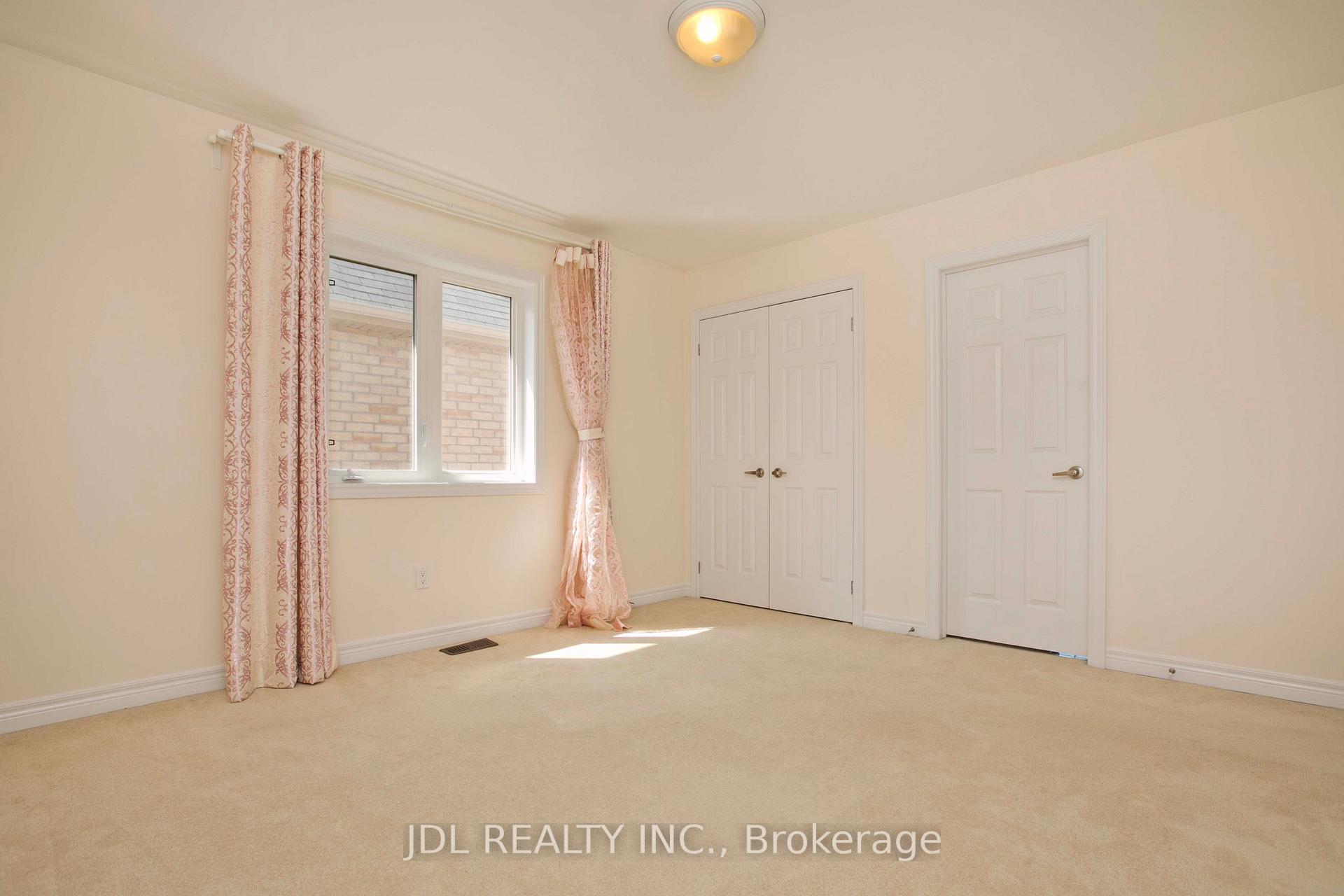 Photo 23 of 21 Wozniak Crescent, Markham, Wismer — HOMEH