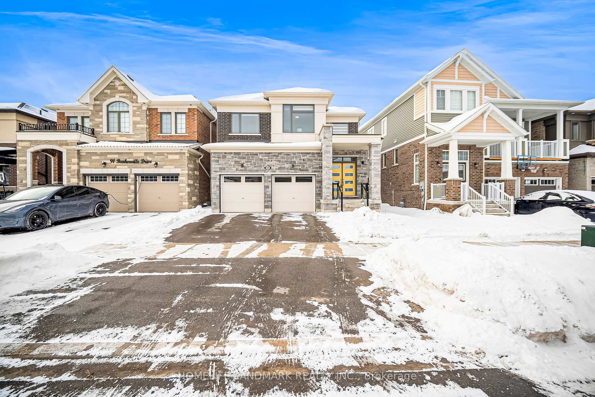 Photo 5 of 89 Barkerville Drive, Whitby, Rural Whitby — HOMEH