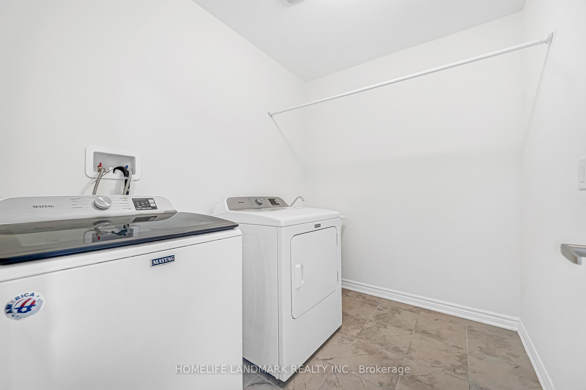 Photo 34 of 89 Barkerville Drive, Whitby, Rural Whitby — HOMEH