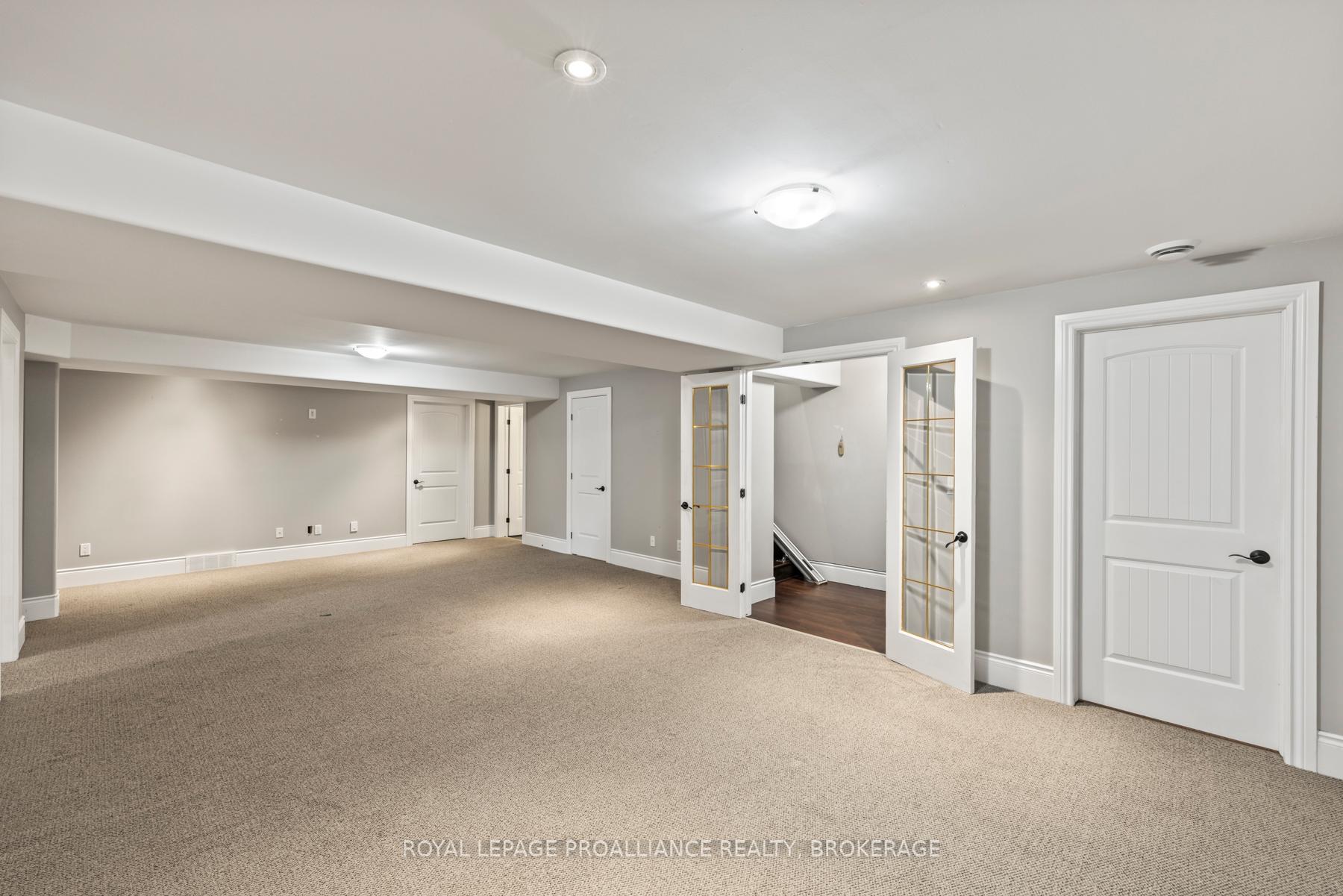 Photo 23 of 1213 Atkinson Street, Kingston, City Northwest — HOMEH