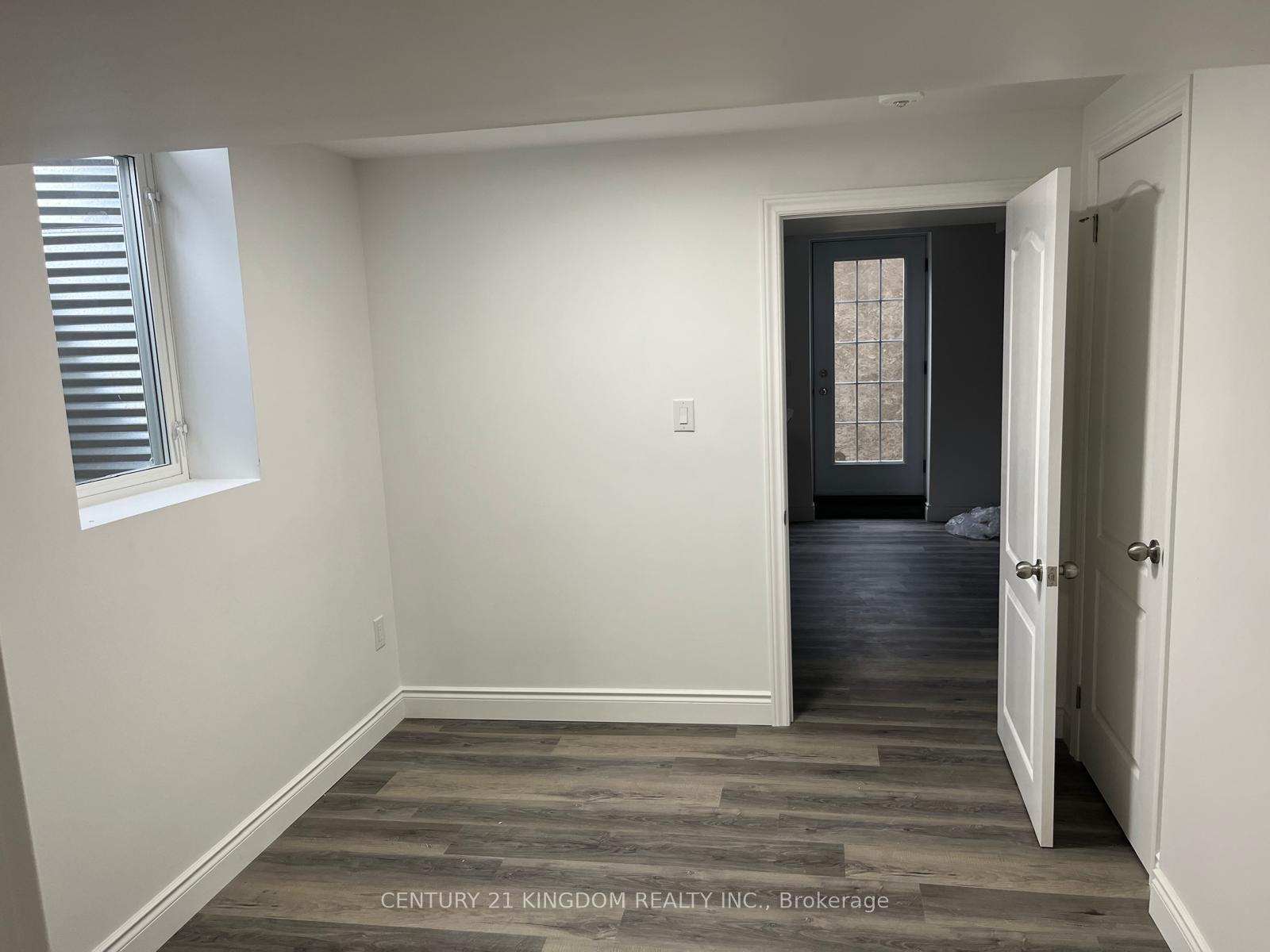 Photo 5 of Unit Bsmt, 4215 Fuller Crescent, Burlington, Alton — HOMEH