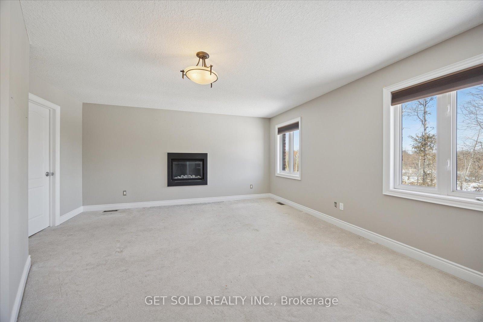 Photo 22 of 35 Marta Crescent, Barrie, Ardagh — HOMEH