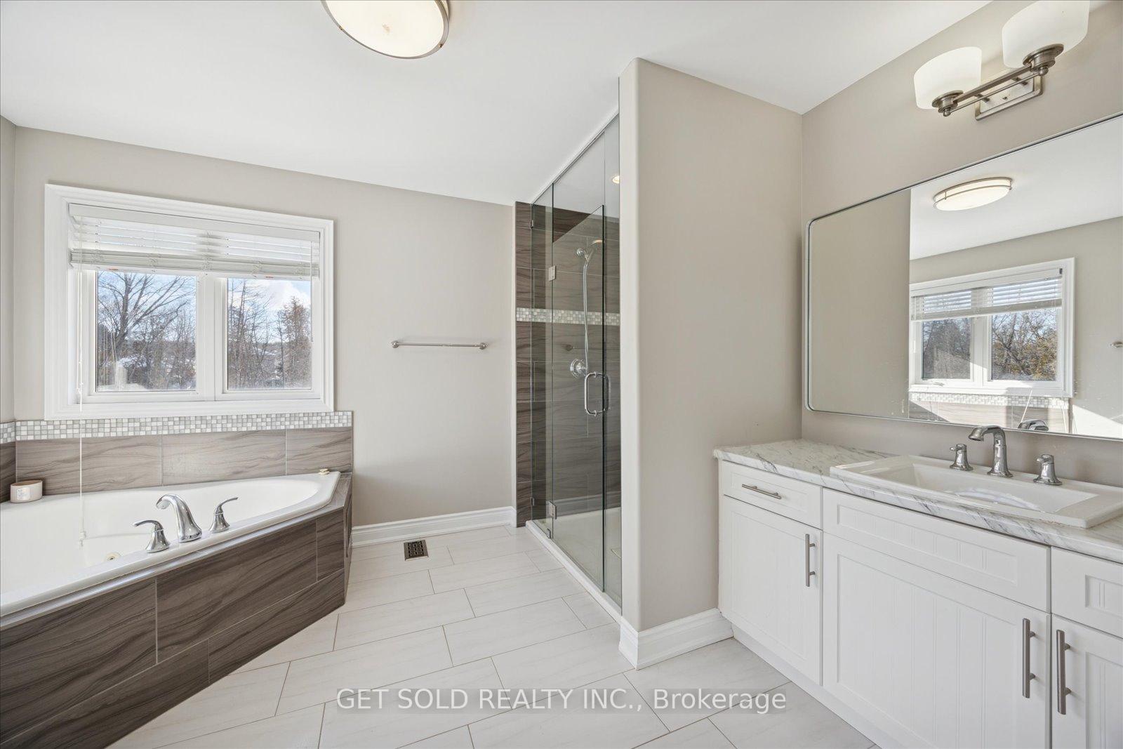 Photo 26 of 35 Marta Crescent, Barrie, Ardagh — HOMEH