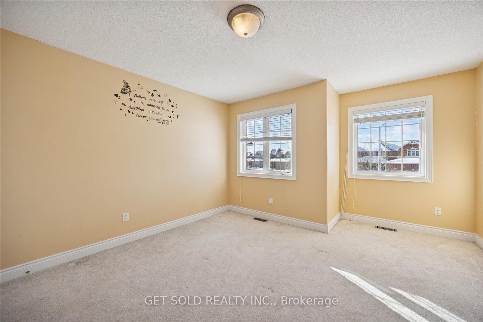 Photo 32 of 35 Marta Crescent, Barrie, Ardagh — HOMEH